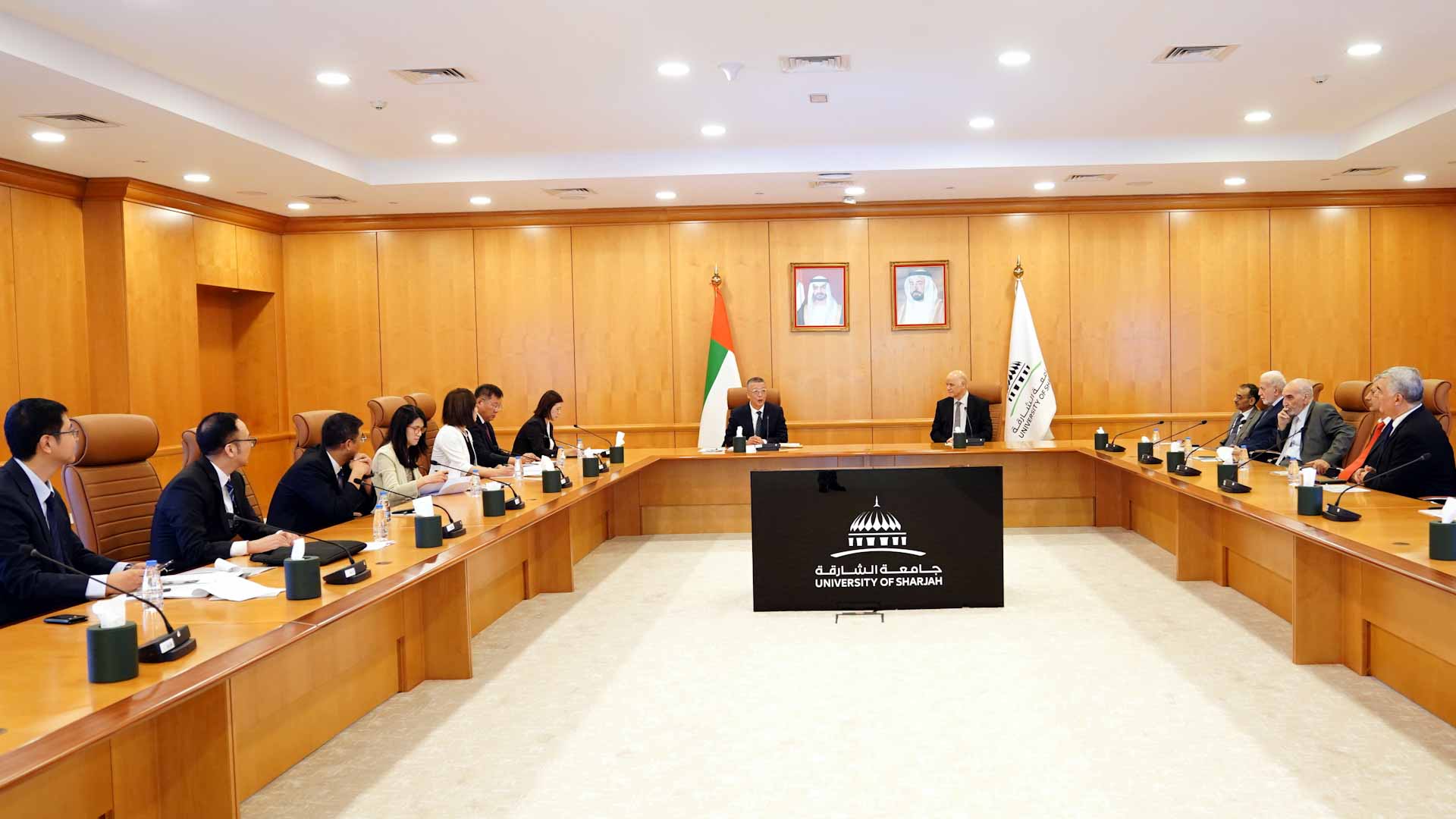 جامعة الشارقة تستقبل وفداً أكاديمياً من جمهورية الصين الشعبية 