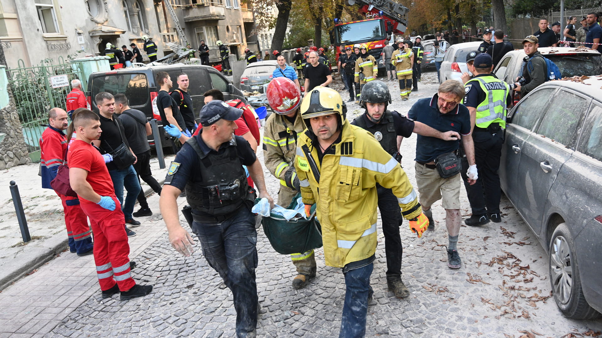 7 قتلى بضربة روسية على لفيف في غرب أوكرانيا 