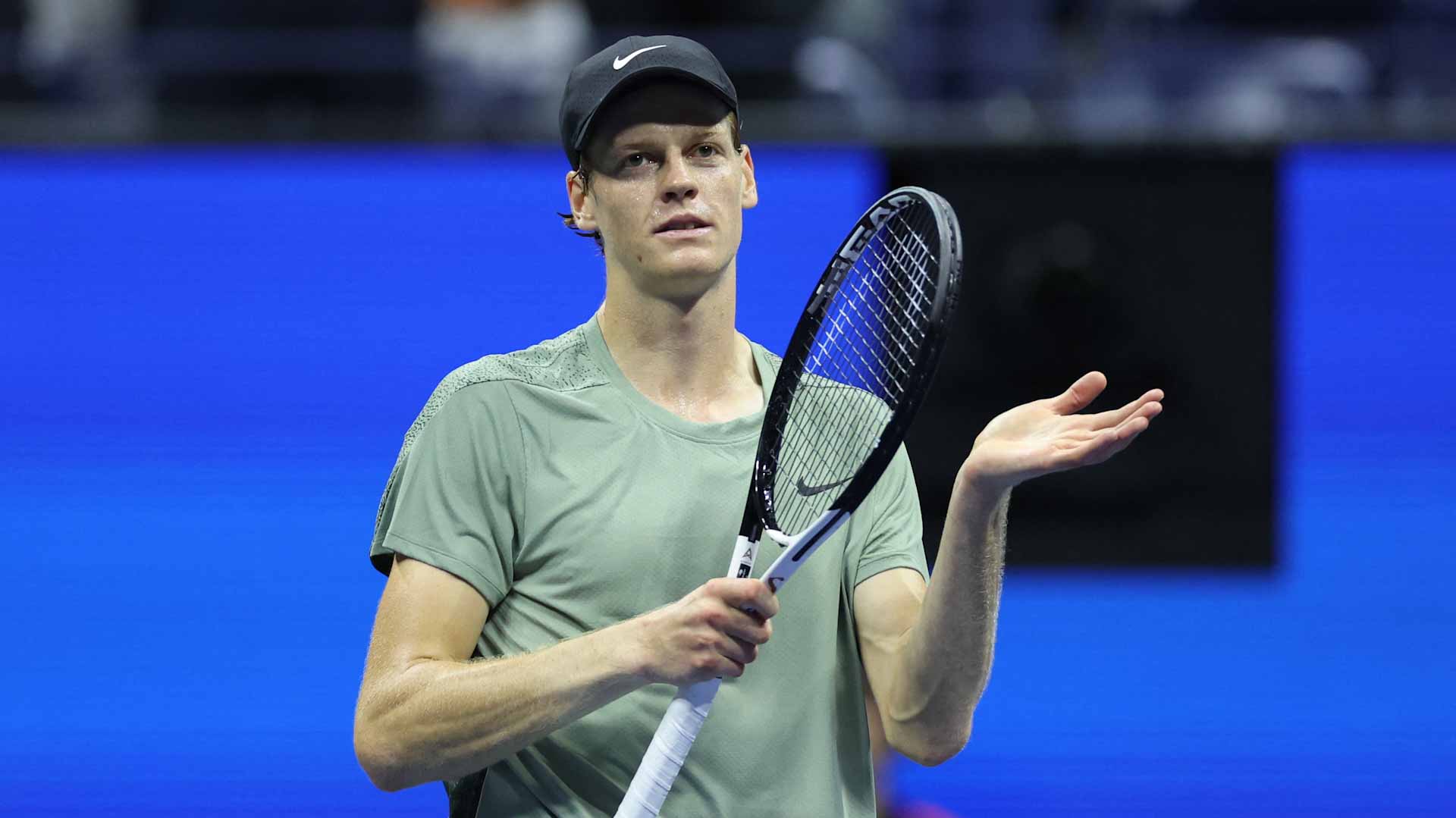 الإيطالي سينر يواجه دريبر في المربع الذهبي لبطولة أميركا للتنس 