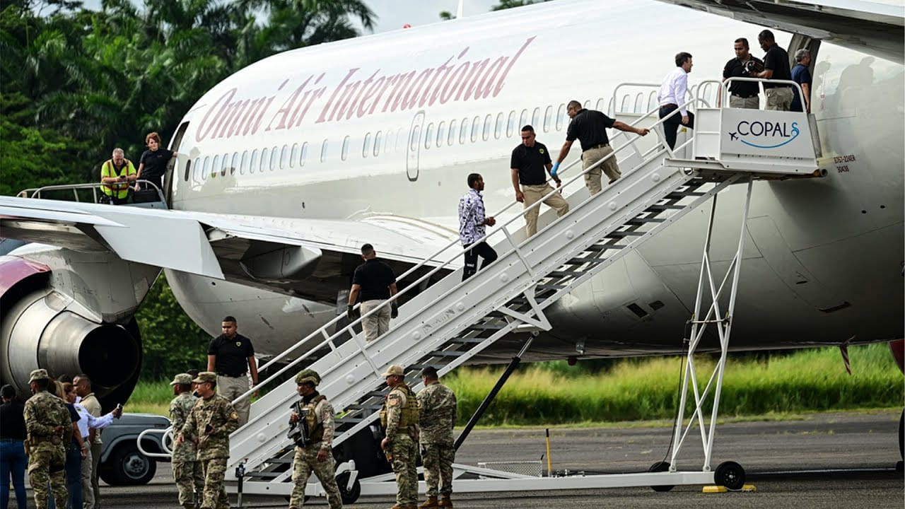 بموجب اتفاق مع الولايات المتحدة.. بنما ترحل 130 مهاجراً هندياً 