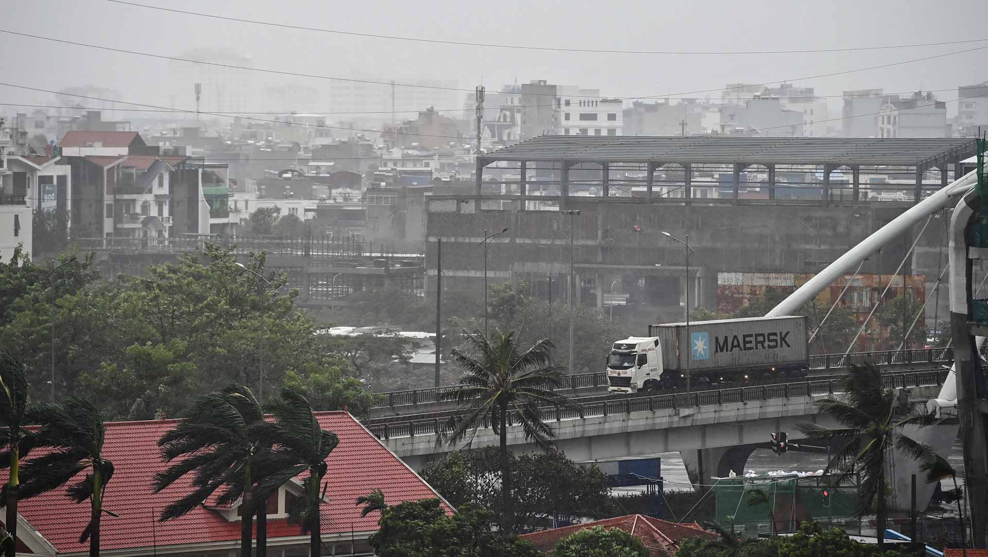 بعد اجتياحه هاينان الصينية.. الإعصار ياغي المدمر يتجه صوب فيتنام