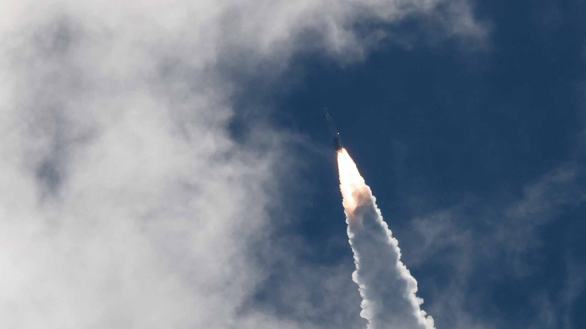 Without astronauts, Boeing's Starliner returns to Earth 