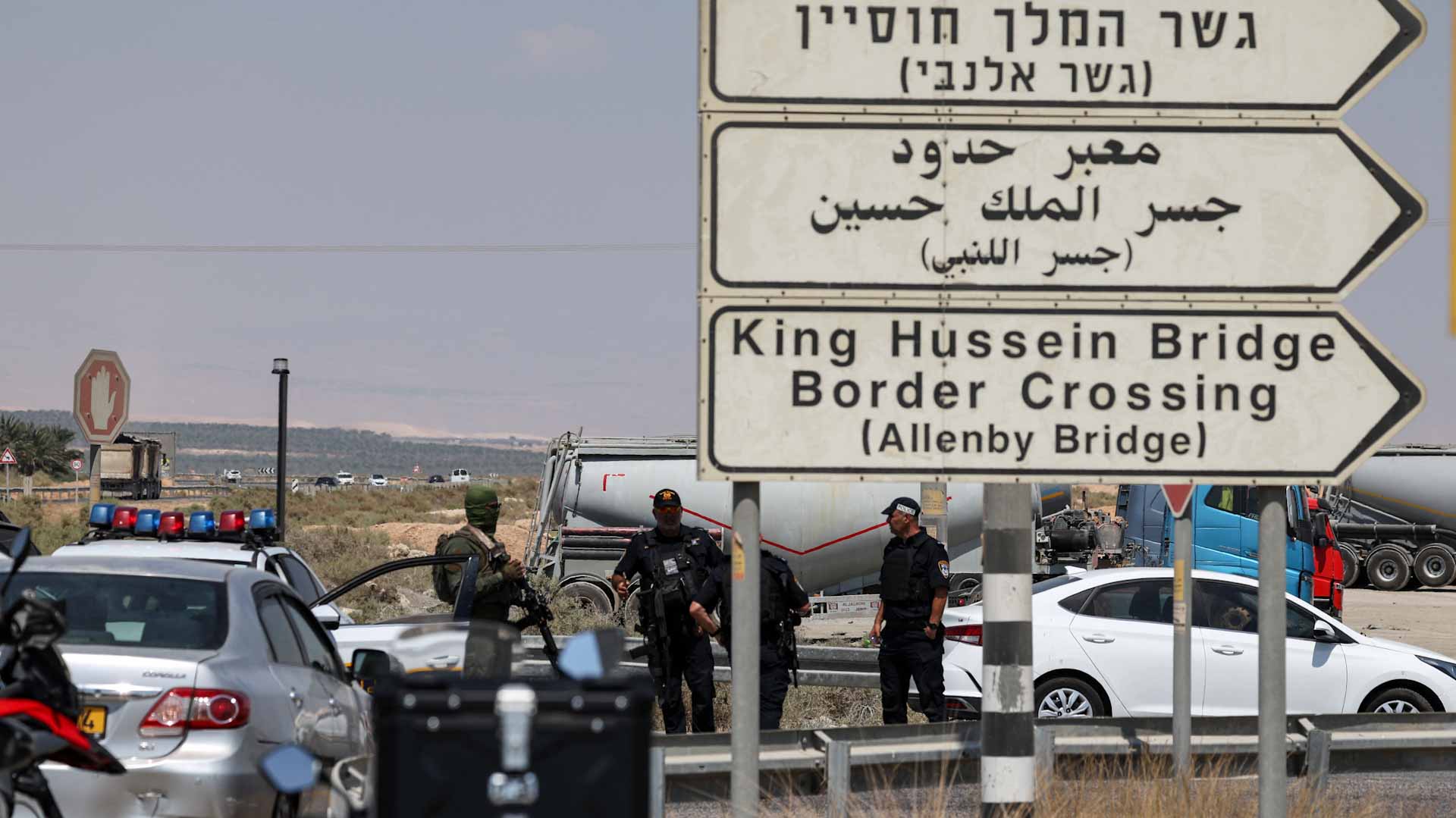 في تطور جديد.. مسلح يقتل 3 إسرائيليين قرب الحدود مع الأردن 