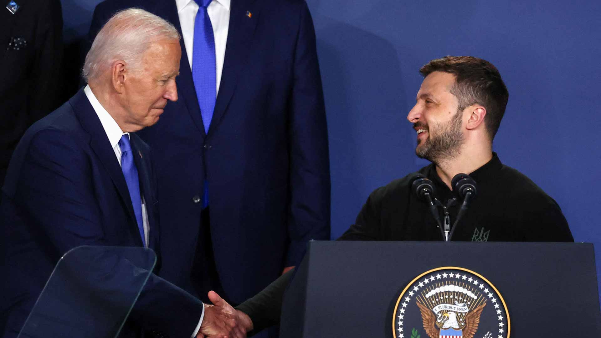 زيلينسكي: "خطة الانتصار" قد تدفع روسيا لإنهاء الحرب دبلوماسيا 