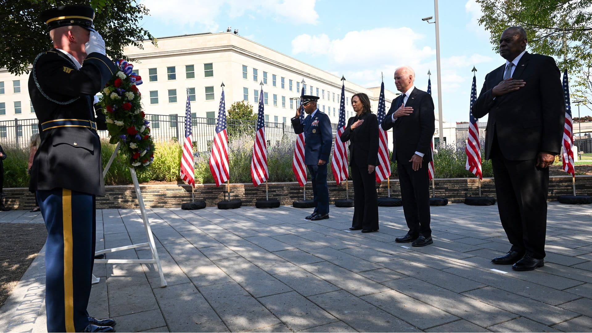 New York commemorates September 11 attacks anniversary 