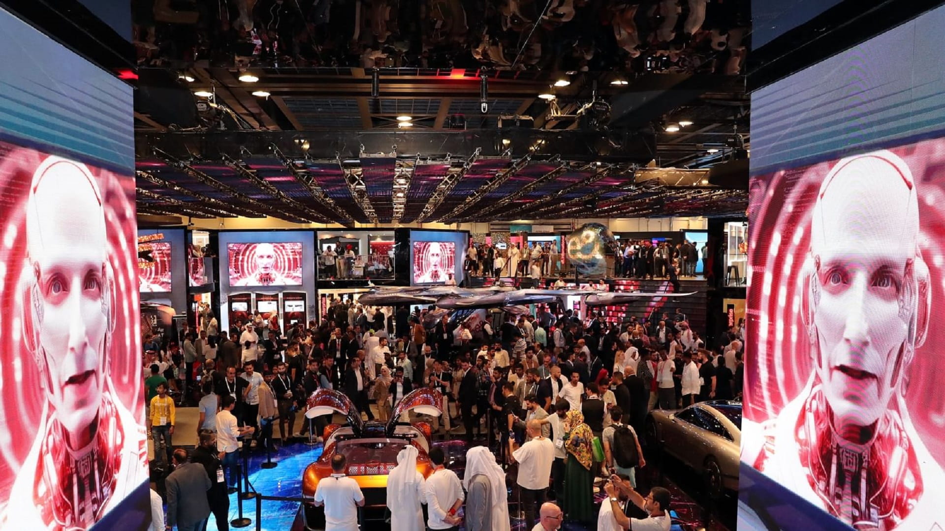 الإمارات تواصل ريادتها العالمية في الاتصالات وتكنولوجيا المعلومات