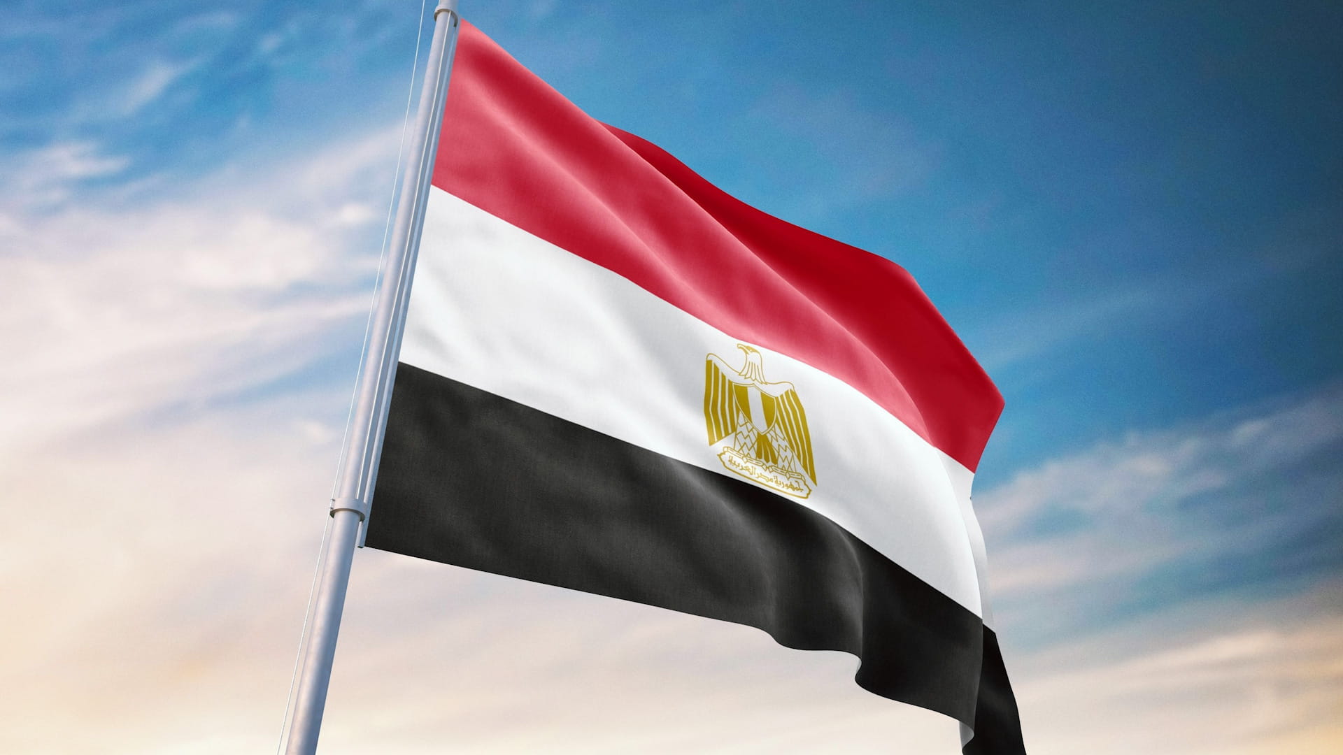 صدام بين قطارين في مصر يتسبب بوفاة شخصين وإصابة 29