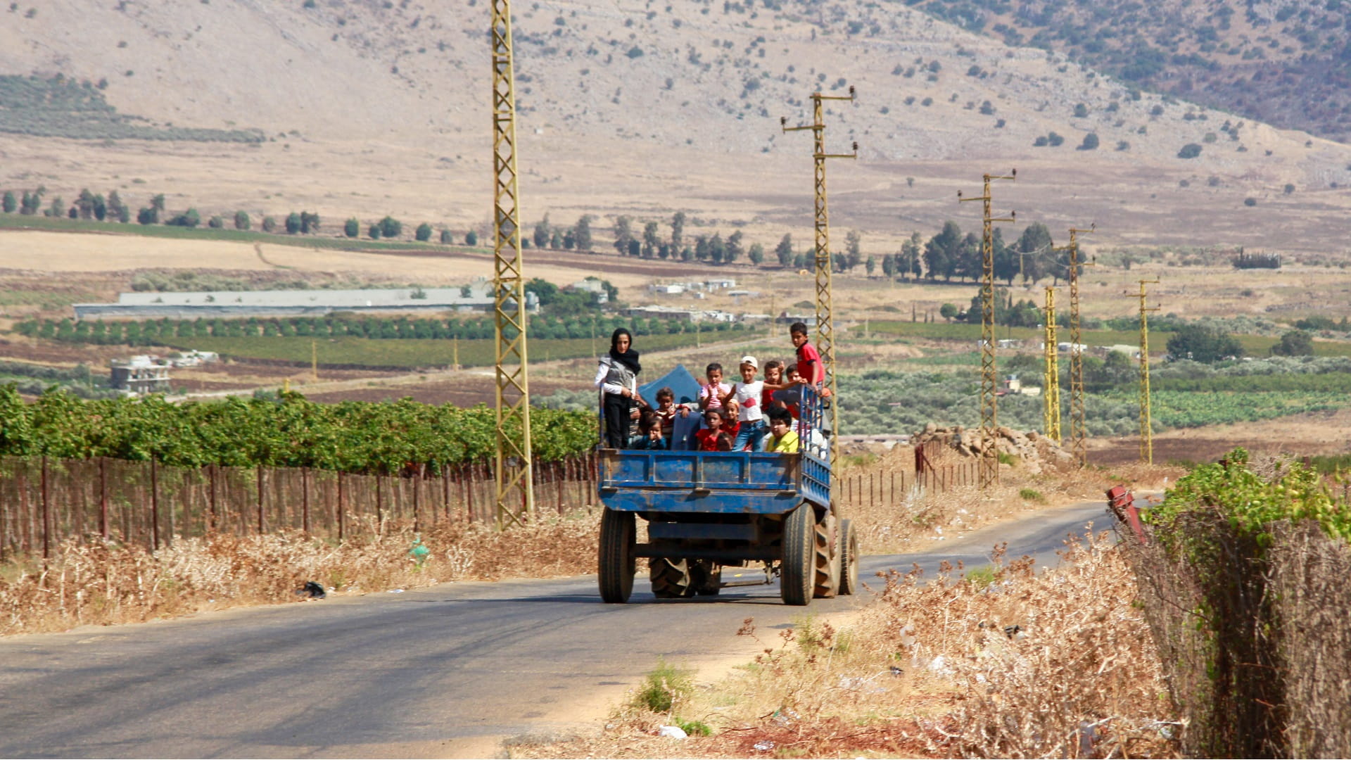 Israeli leaflets urge evacuation for South Lebanon residents 