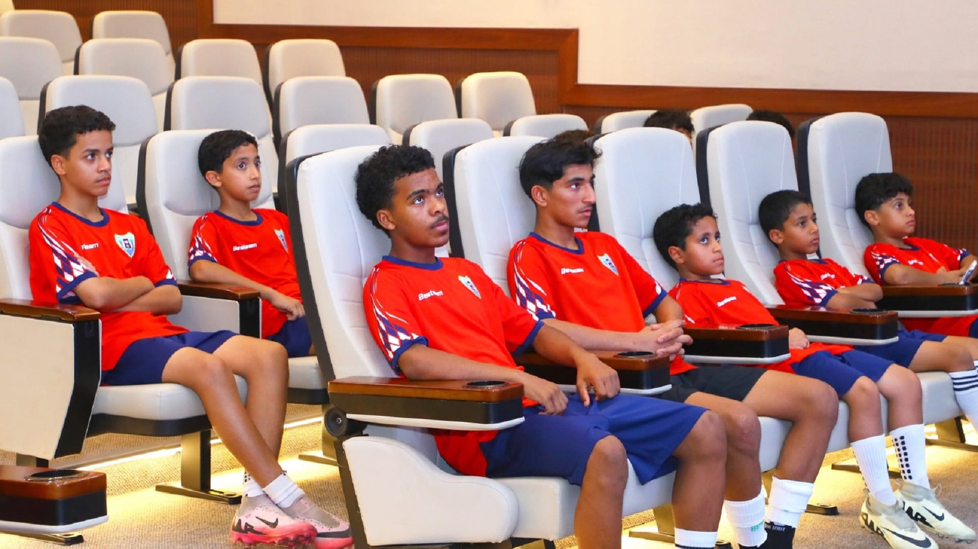 Dibba Al Hisn Club organises a session for Football Talents 