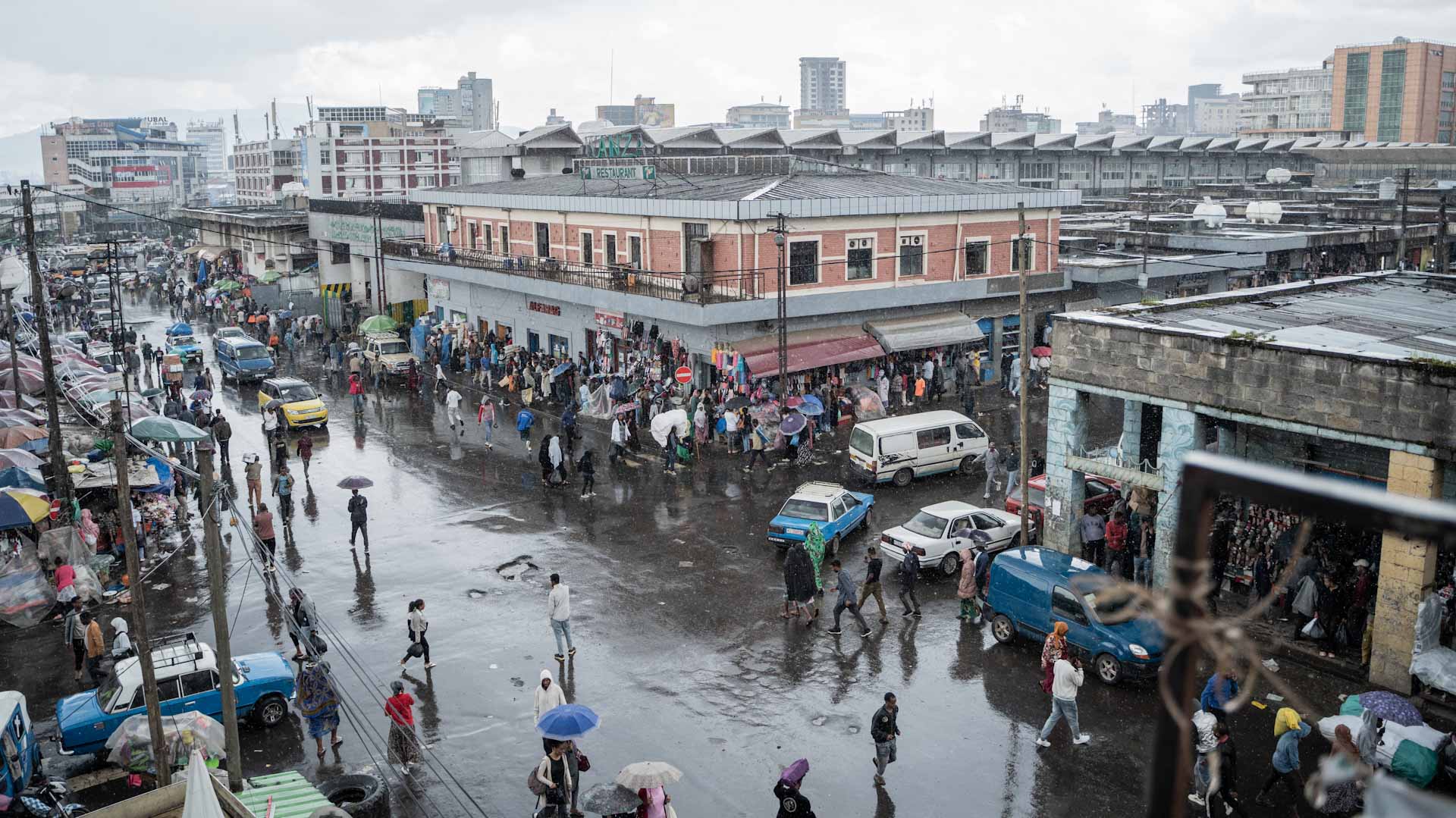 Ethiopians struggle with bitter pill of currency reform 