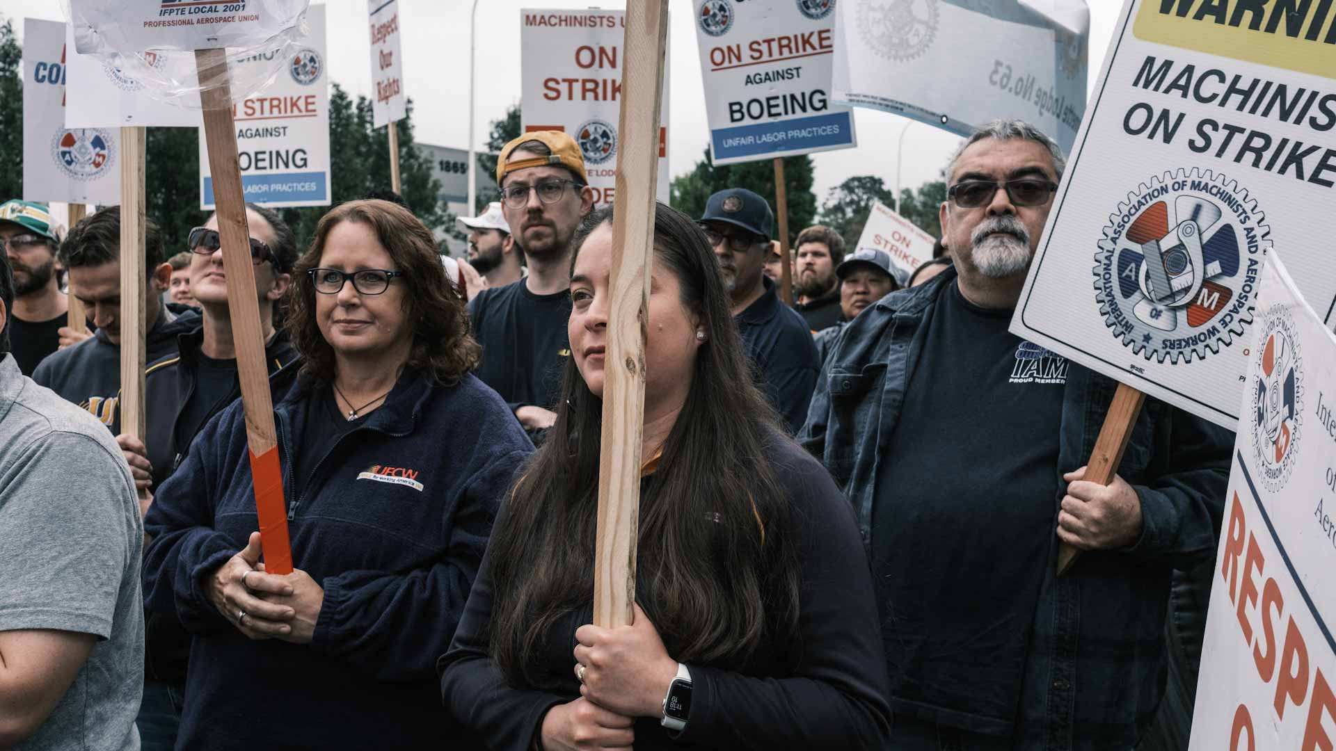 بعد 10 أيام..نقابة العمال ترفض الفرصة الأخيرة من بوينغ لفك الإضراب 
