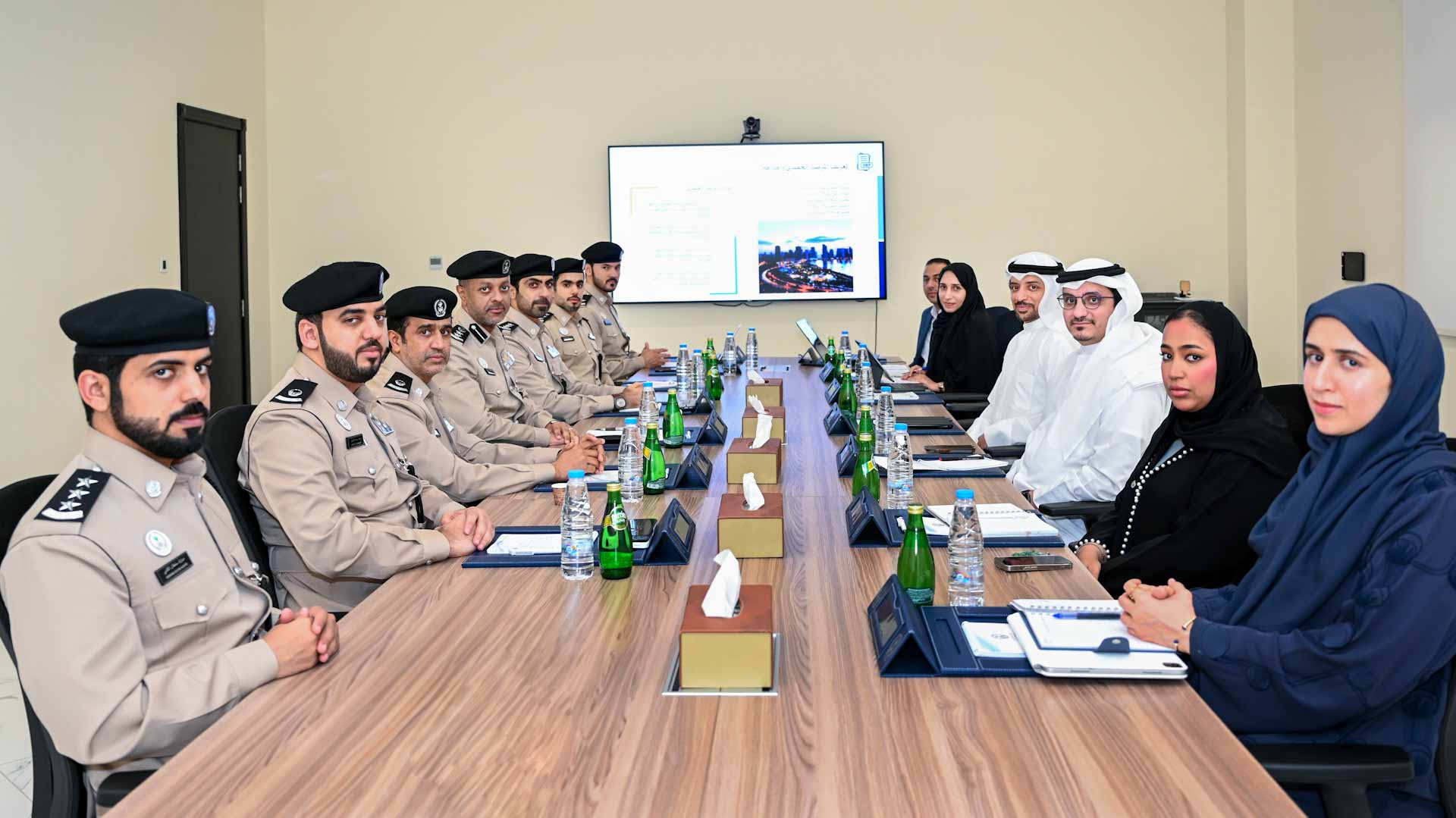 Sharjah Police receives SDTPS delegation 