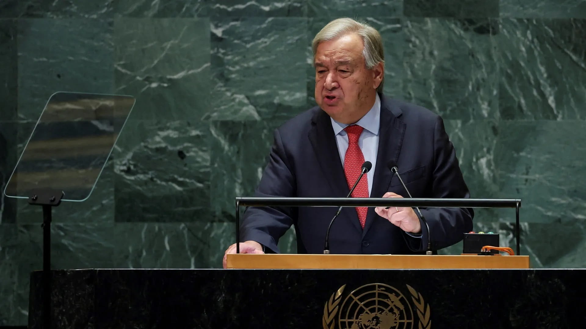 غوتيريش: التصعيد بين إسرائيل وحزب الله يفتح أبواب الجحيم في لبنان