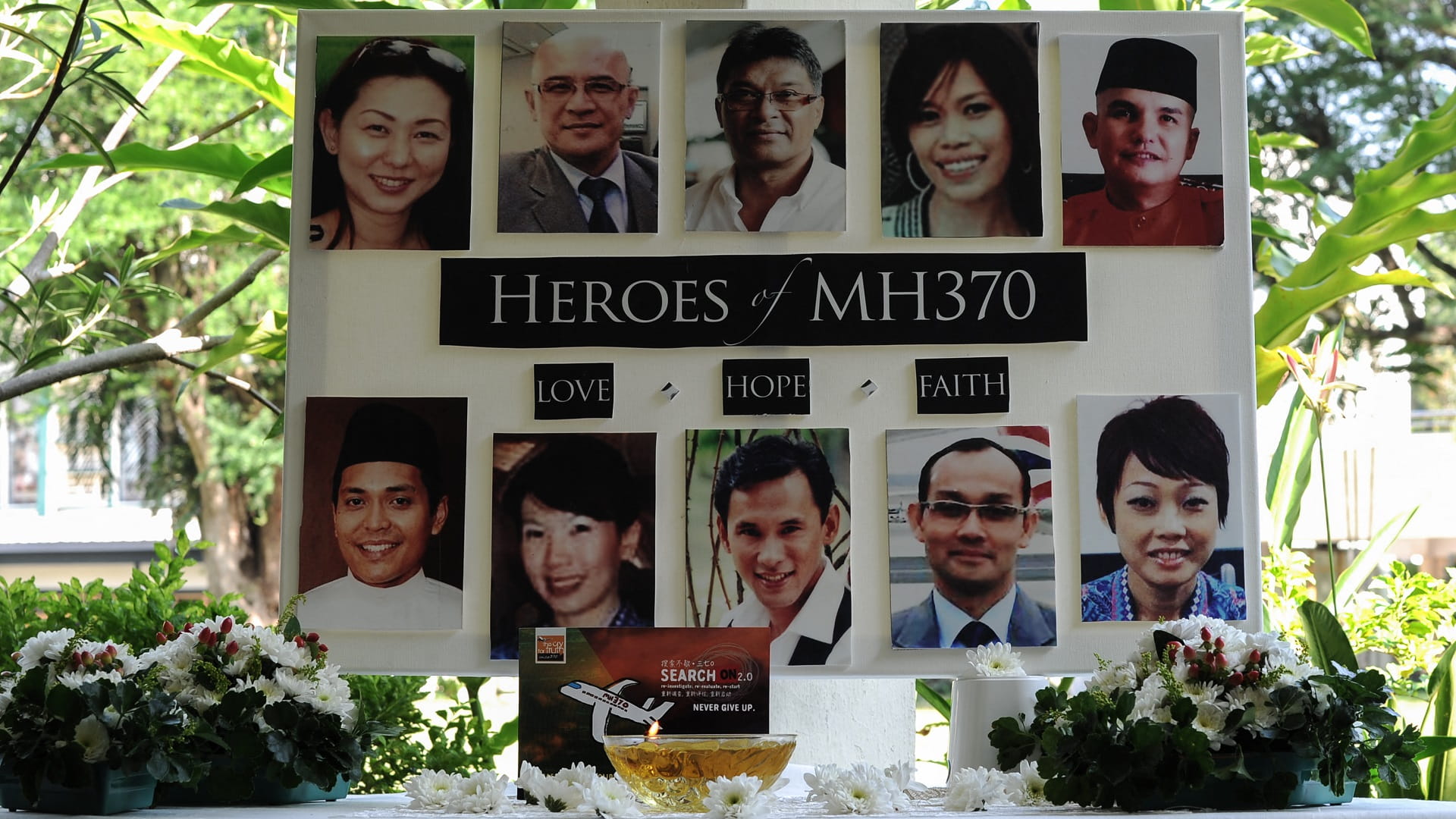 Search for long-missing flight MH370 suspended 