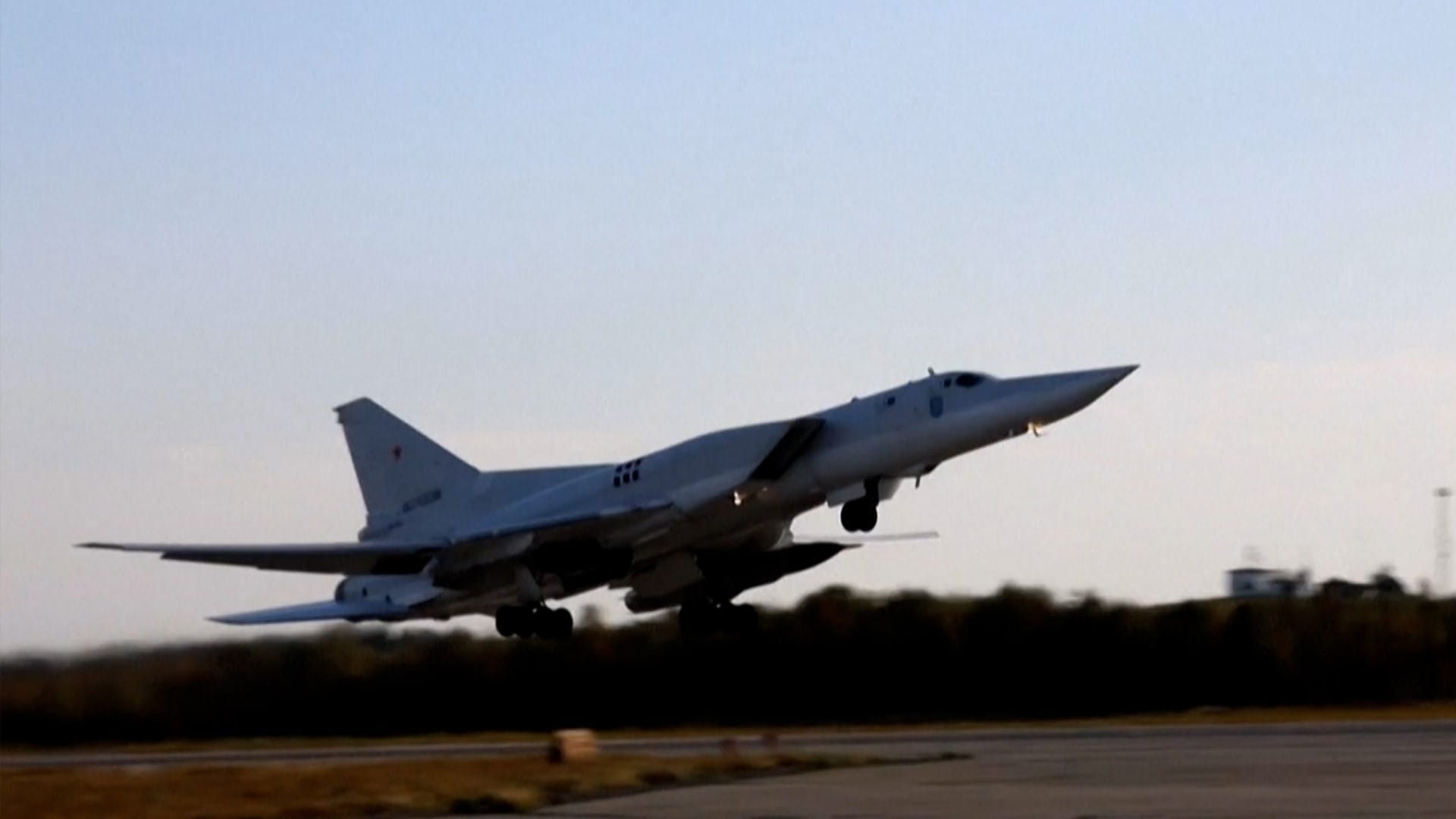 بسبب عطل فني.. طائرة عسكرية روسية تتحطم في منطقة إيركوتسك 