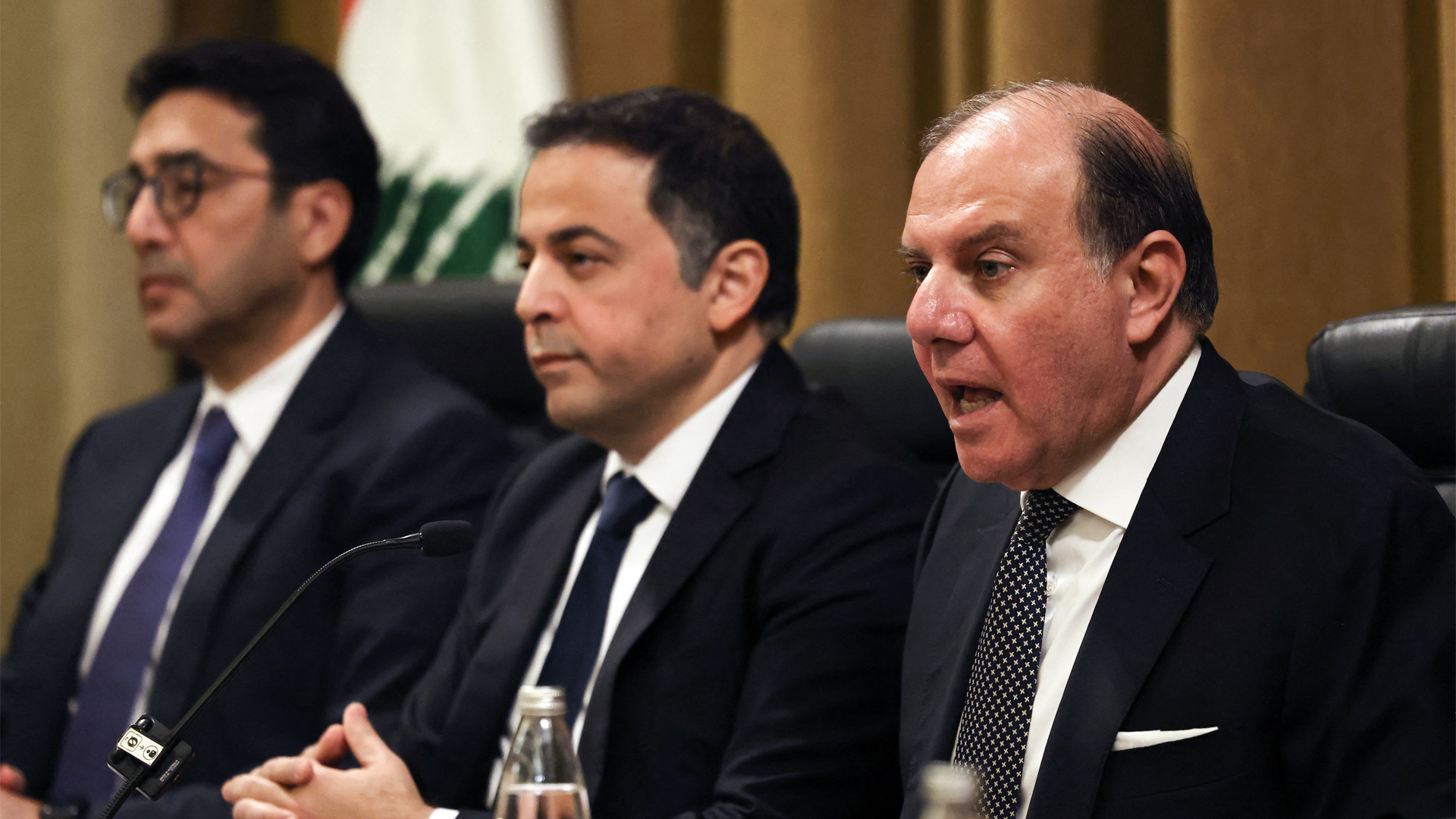 حاكم "مصرف لبنان" الجديد يتعهد بمكافحة غسل الأموال وتمويل الإرهاب 