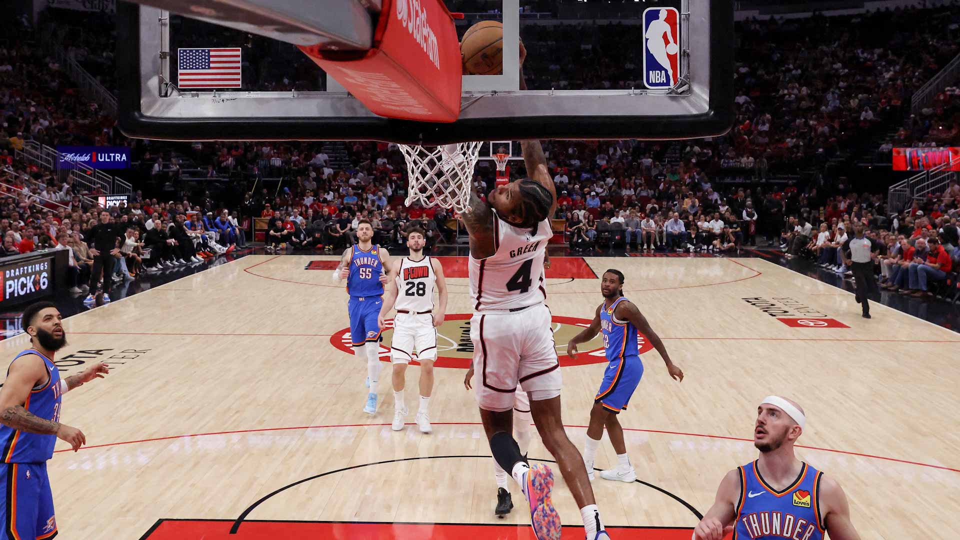 هيوستن يوقف سلسلة انتصارات أوكلاهوما في السلة الأميركية 