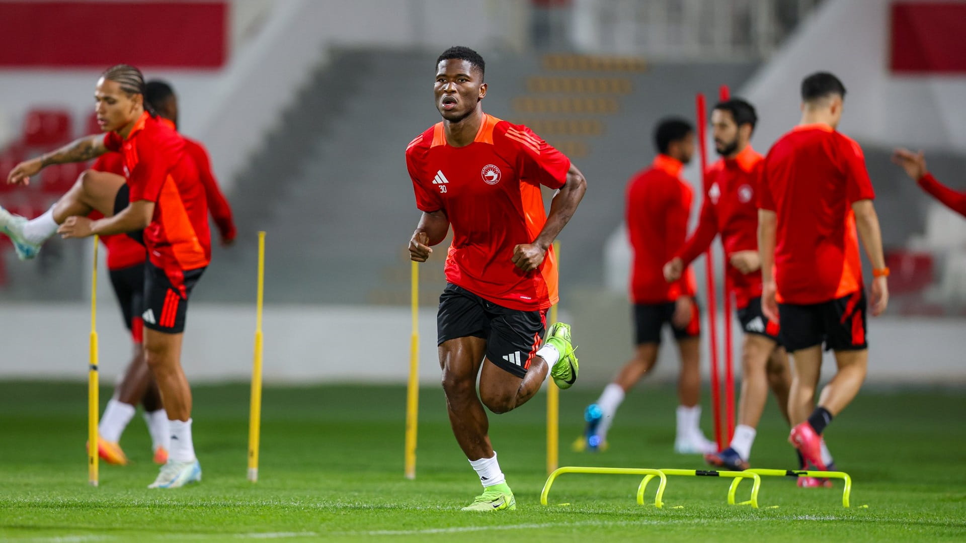 الشارقة يواجه التعاون السعودي غداً في ذهاب نصف نهائي أبطال آسيا 2 