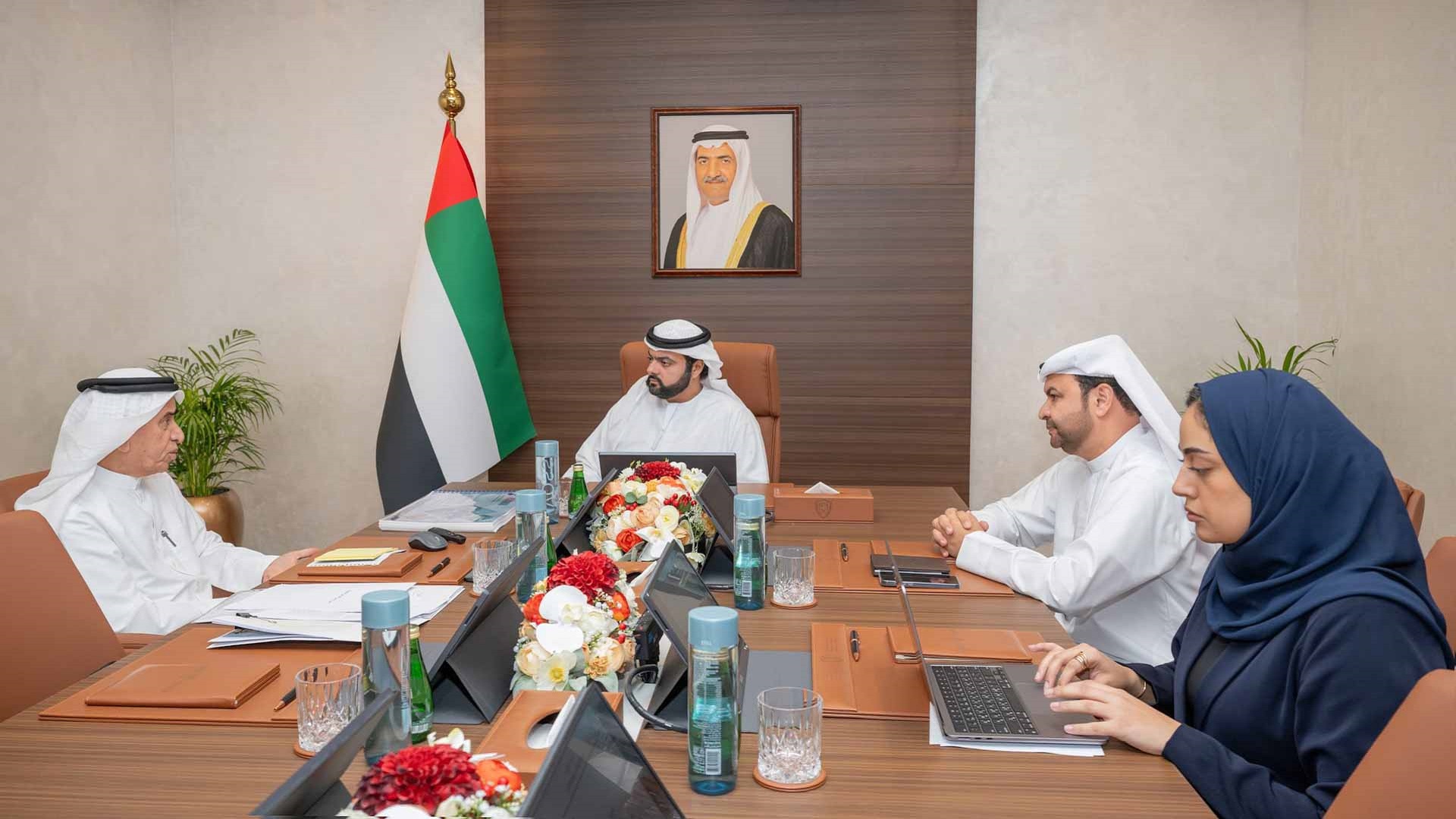 محمد الشرقي يطلع على الخطّة الإستراتيجية لجامعة الفجيرة 