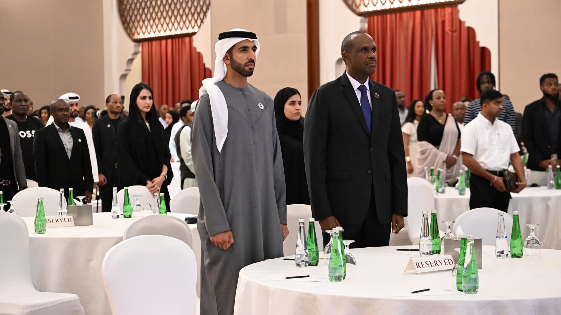 شخبوط بن نهيان: رسالة الإمارات تجسد قيم السلام والتسامح والأمل 