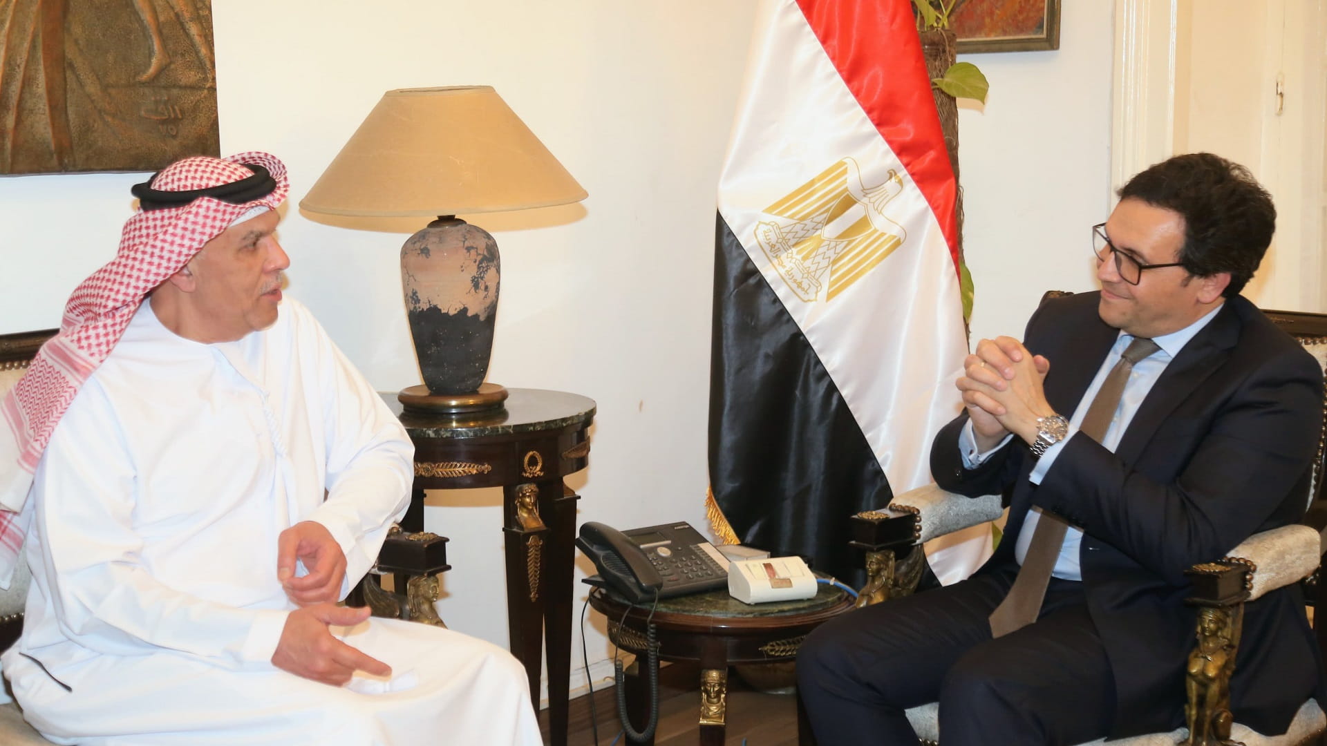 صورة بعنوان: وزير الثقافة في مصر يلتقي أمين عام الهيئة العربية للمسرح 