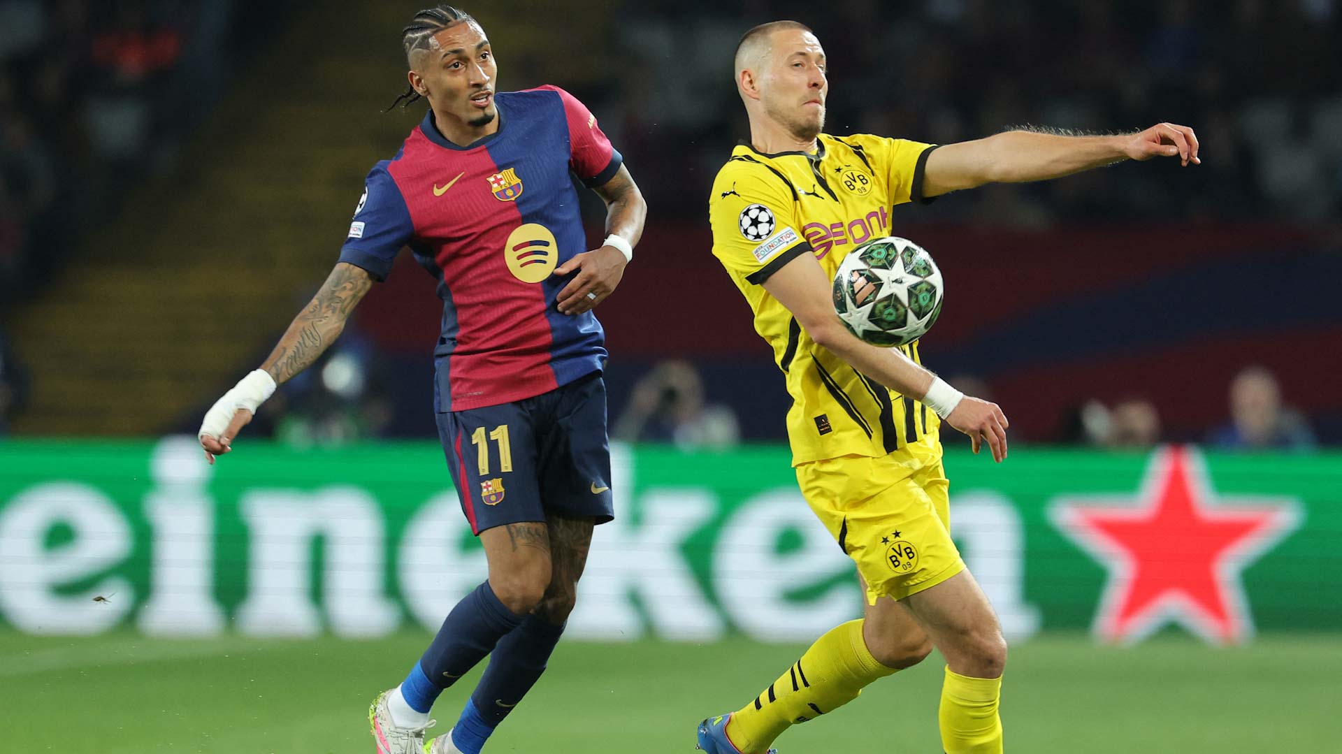 صورة بعنوان: برشلونة يضع قدماً في نصف نهائي دوري أبطال أوروبا  