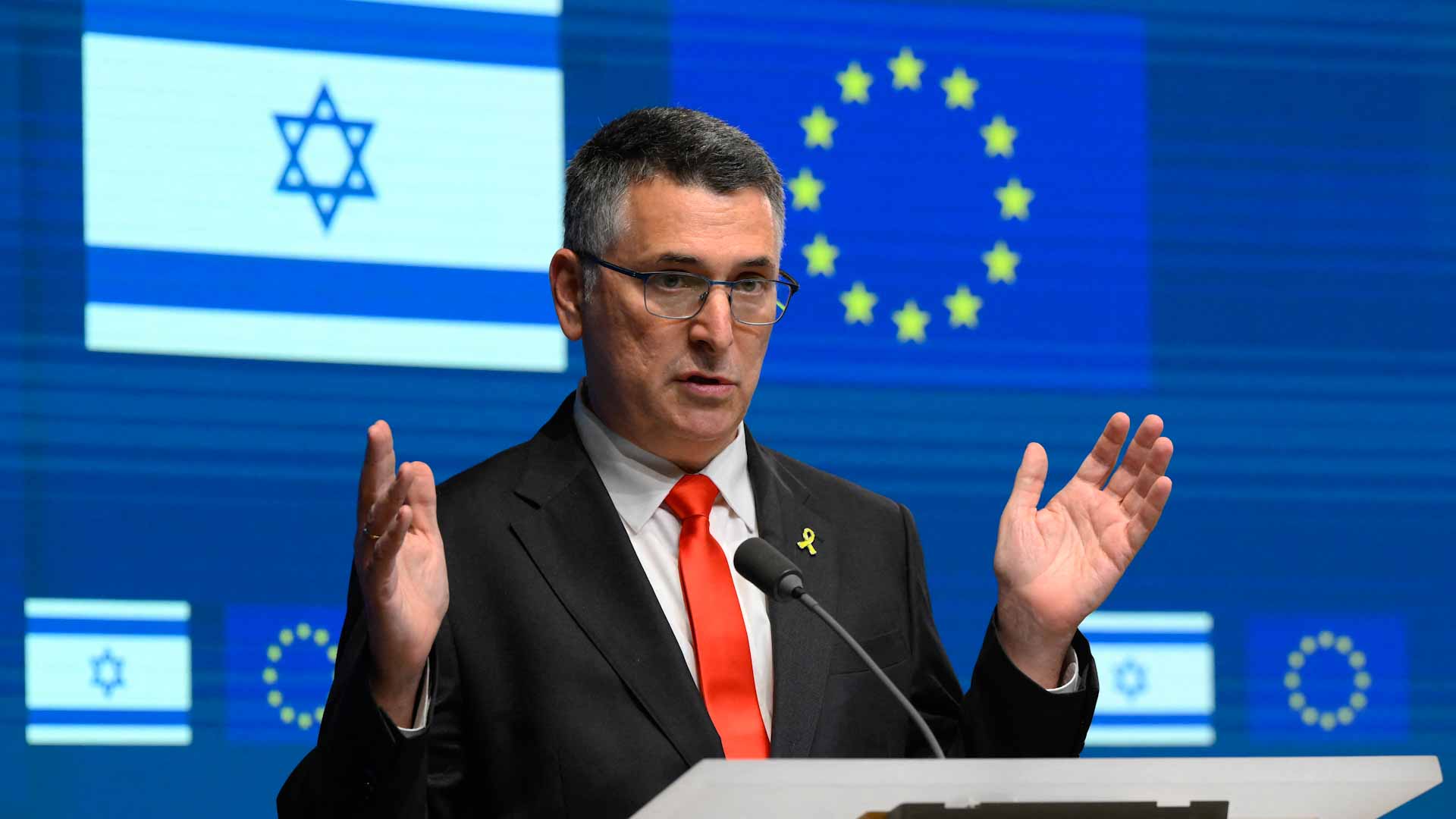 ساعر: اعتراف فرنسا بدولة فلسطين سيكون "مكافأة للإرهاب" 