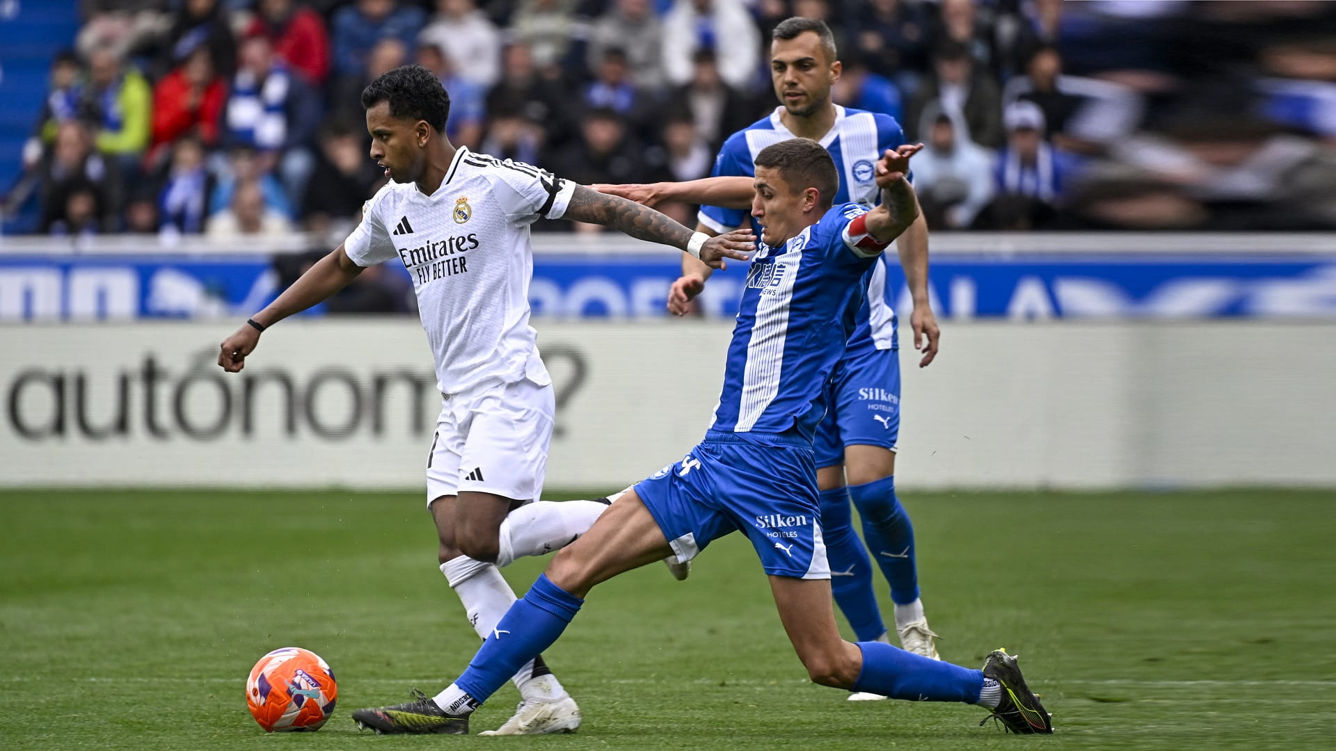 Camavinga leads Real Madrid to victory over Alavés 