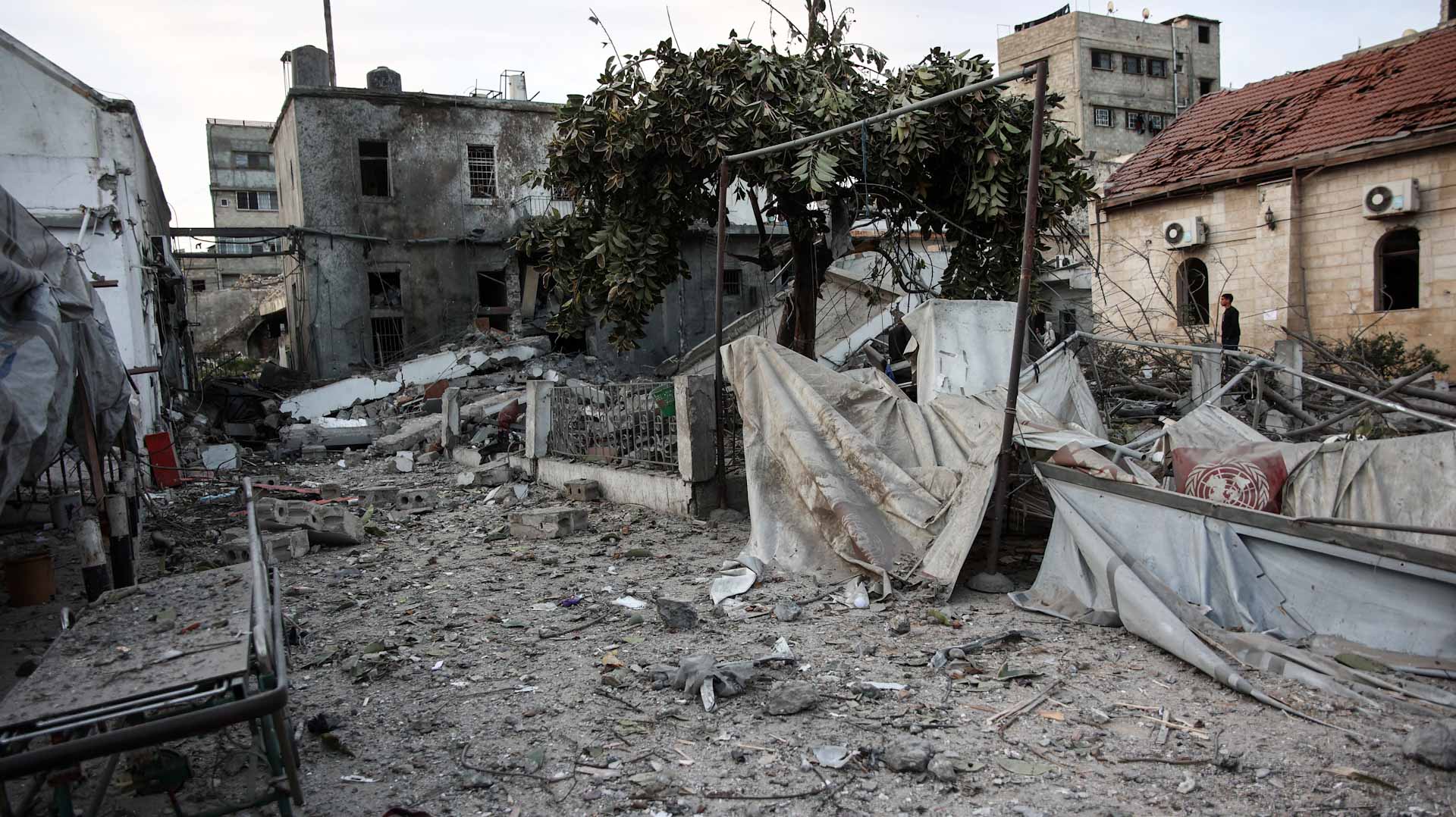 إسرائيل تقصف مستشفى المعمداني في غزة وتُدمّر أقسام حيوية فيه 