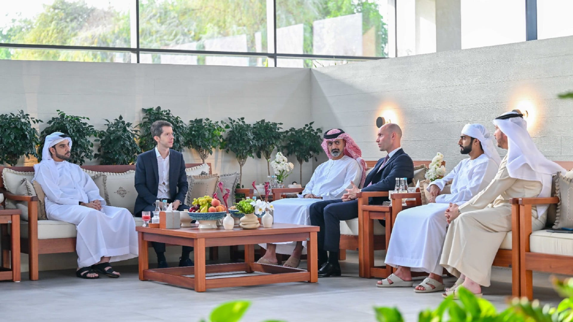 عمار النعيمي يؤكد حرص عجمان على توطيد التعاون مع الشركات العالمية 