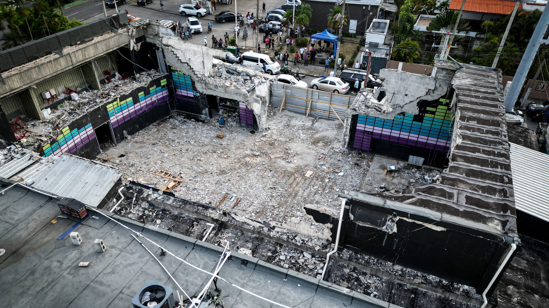 حصيلة ضحايا انهيار سقف مبنى في الدومينيكان ترتفع إلى 231 قتيلاً 