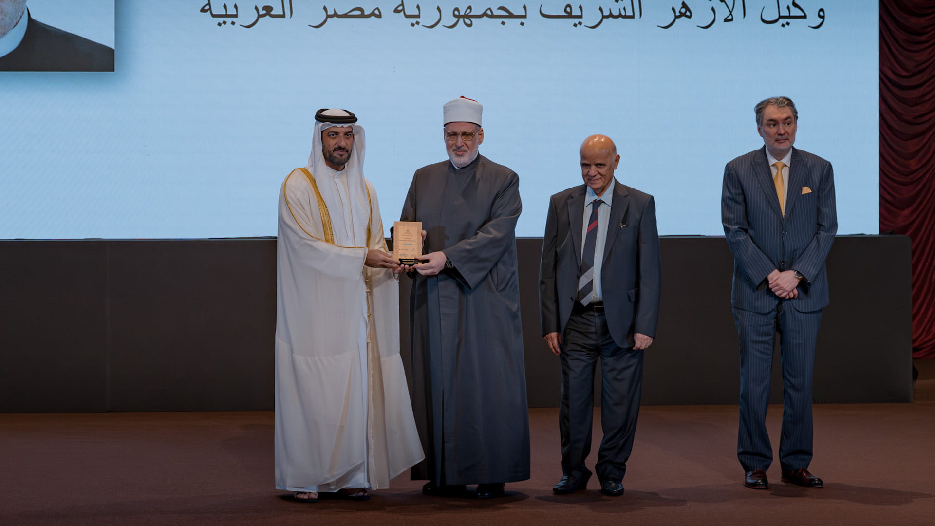 سلطان بن أحمد يفتتح مؤتمر مقاصد القرآن الكريم بين التأصيل والتفعيل