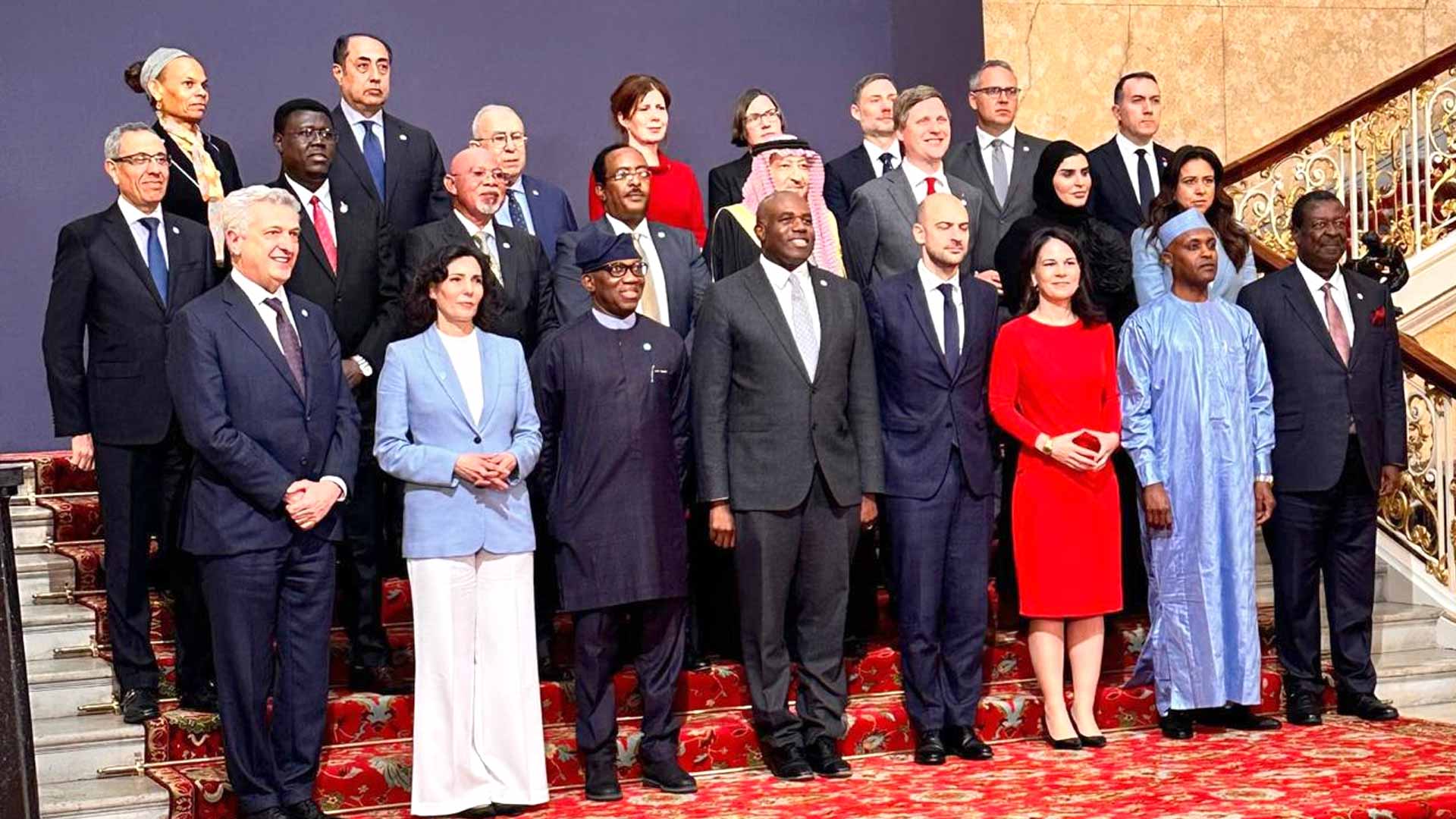 الإمارات تدعو إلى عمل جماعي لإنقاذ الأرواح في "مؤتمر لندن" 