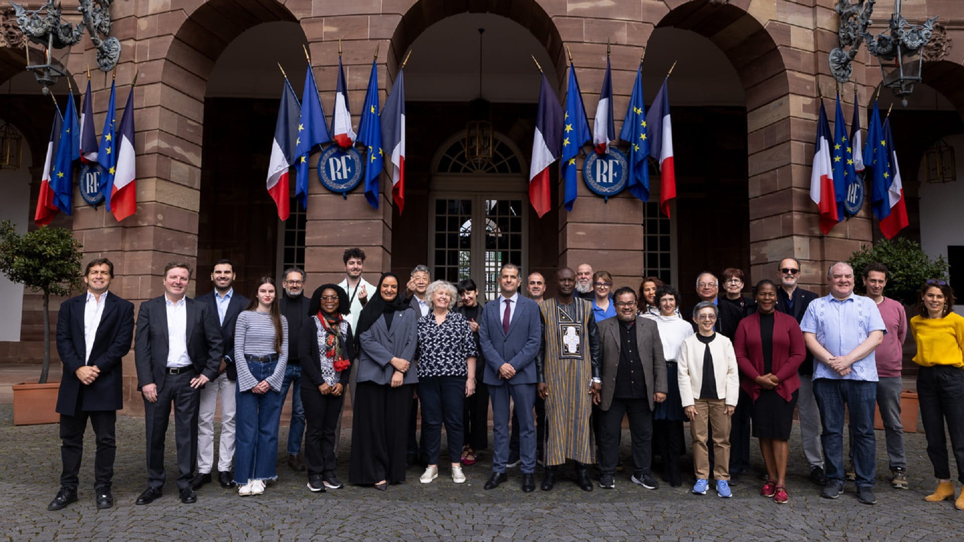 الشارقة تنقل مشروعها الثقافي المستدام إلى العواصم العالمية للكتاب 