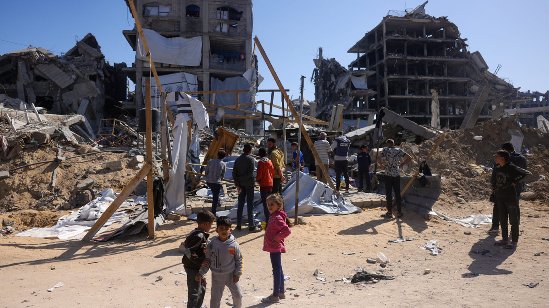 غارات إسرائيلية جديدة على قطاع غزة تسفر عن 24 شهيداً 