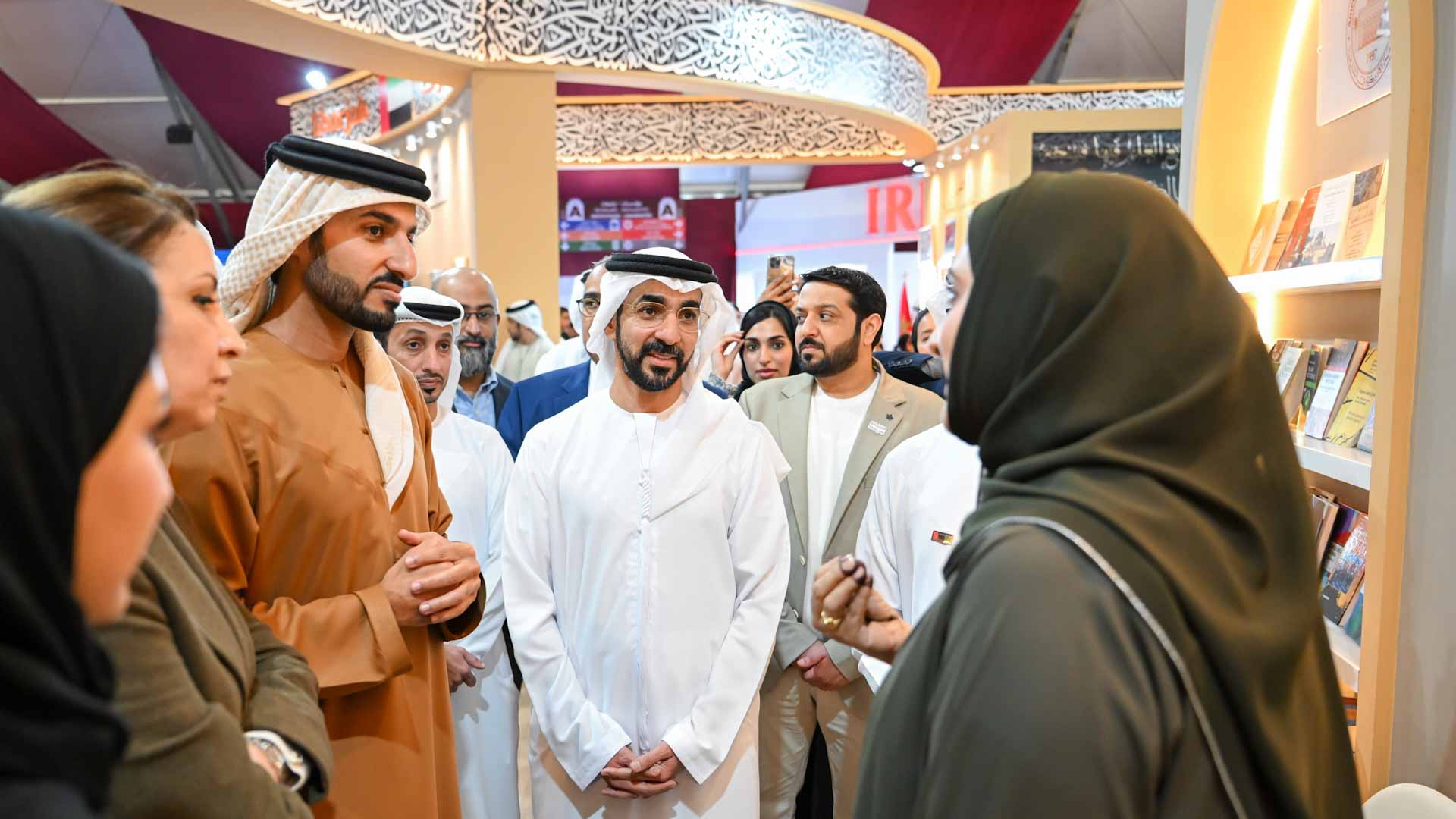 راشد بن حميد يشيد بجناح الشارقة في المعرض الدولي للكتاب بالرباط 