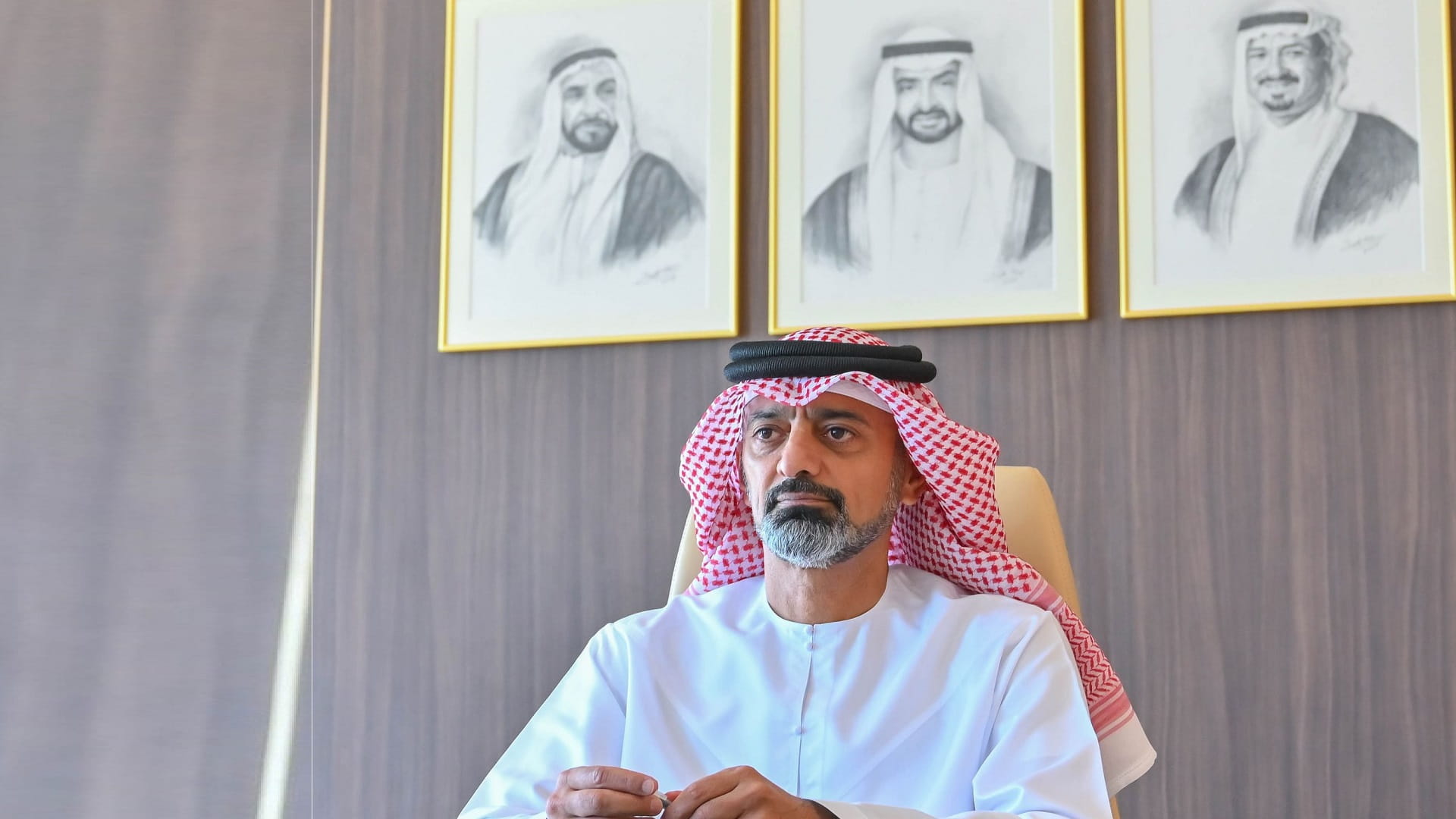 عمار بن حميد يطلق تحدي "خدمات الجيل القادم" في عجمان 