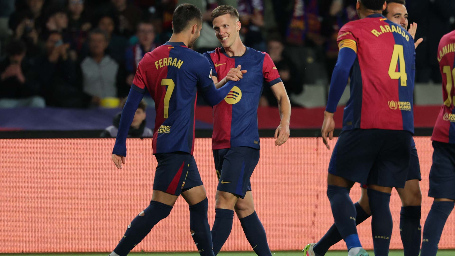 برشلونة يتخطى مايوركا ويبتعد بصدارة الدوري الإسباني  