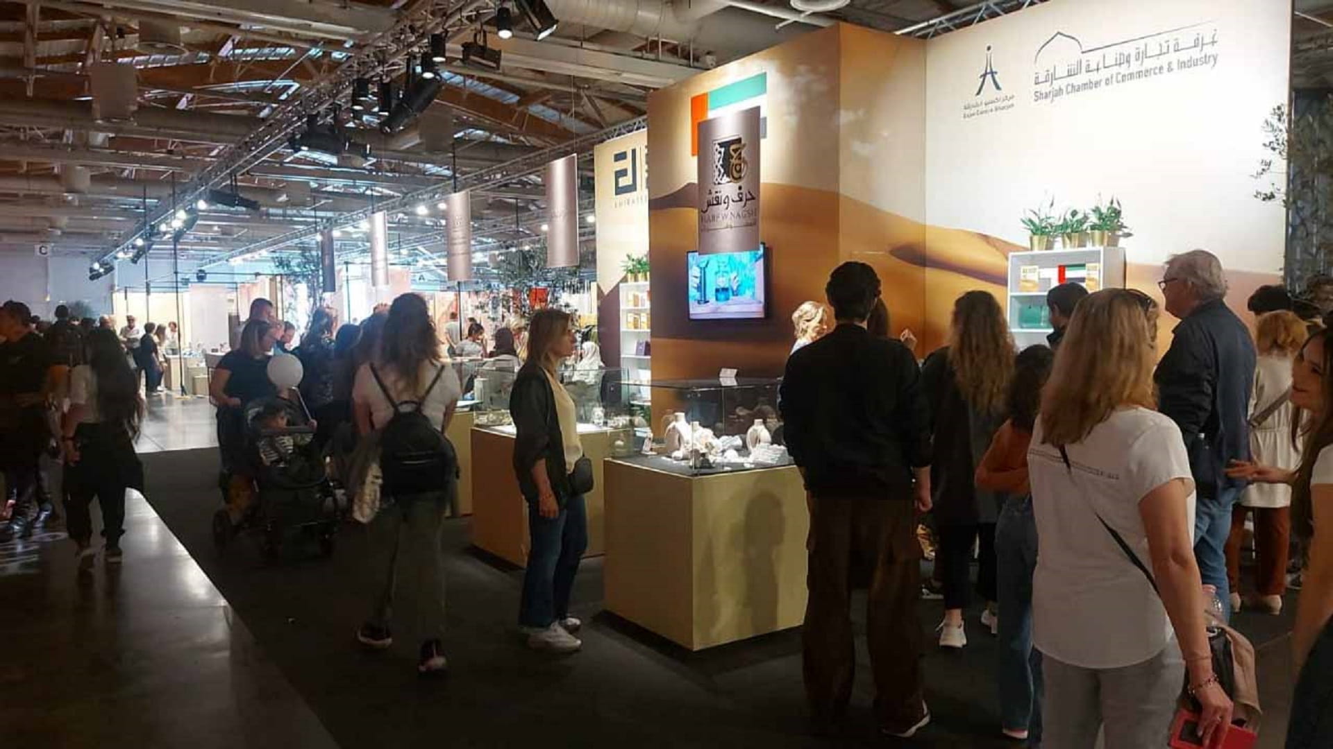 غرفة الشارقة تشارك في المعرض التجاري الدولي للحرف اليدوية بفلورنسا
