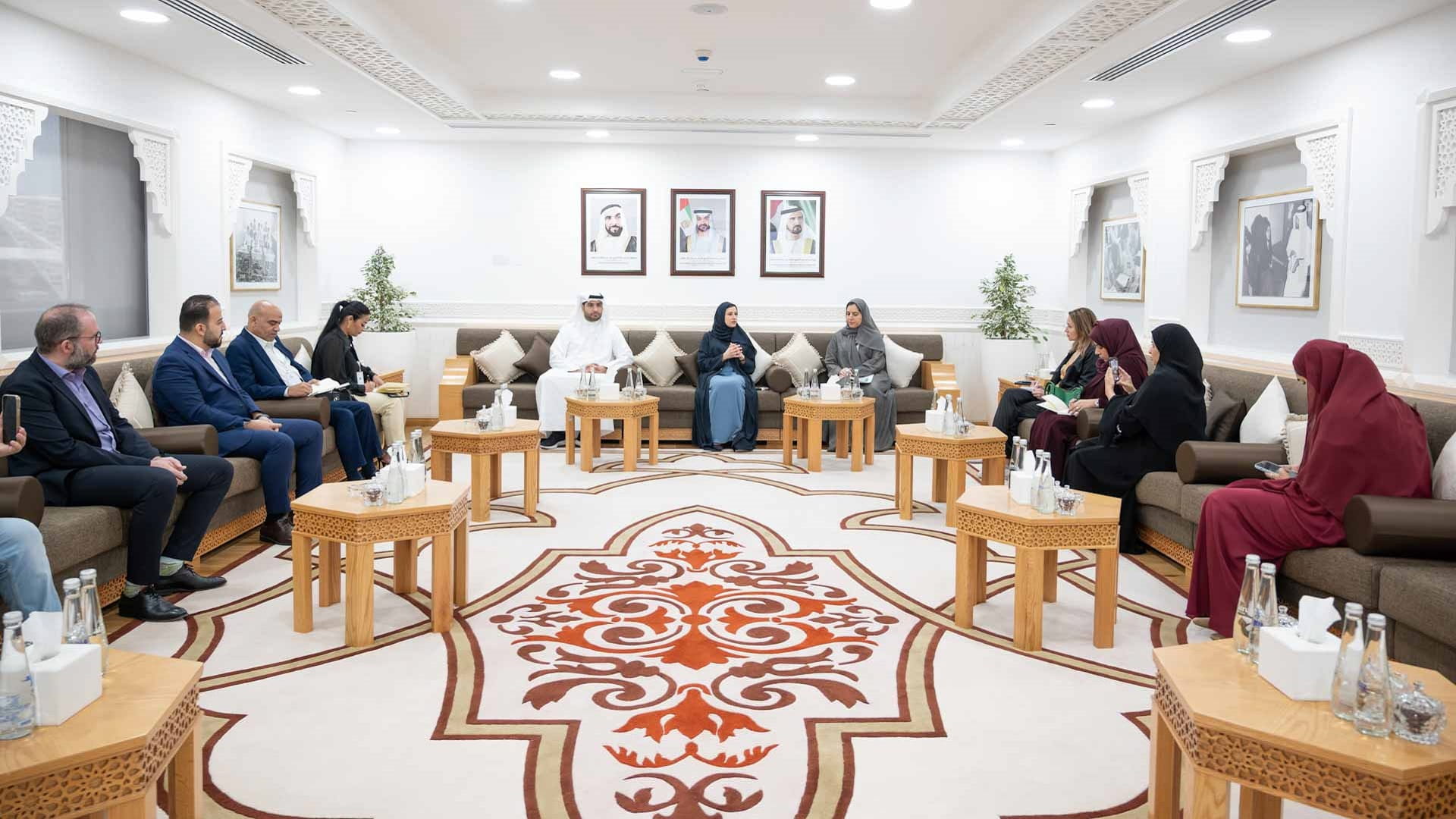 وزارة التربية والتعليم تحدث المسارات التعليمية في الحلقة الثالثة 