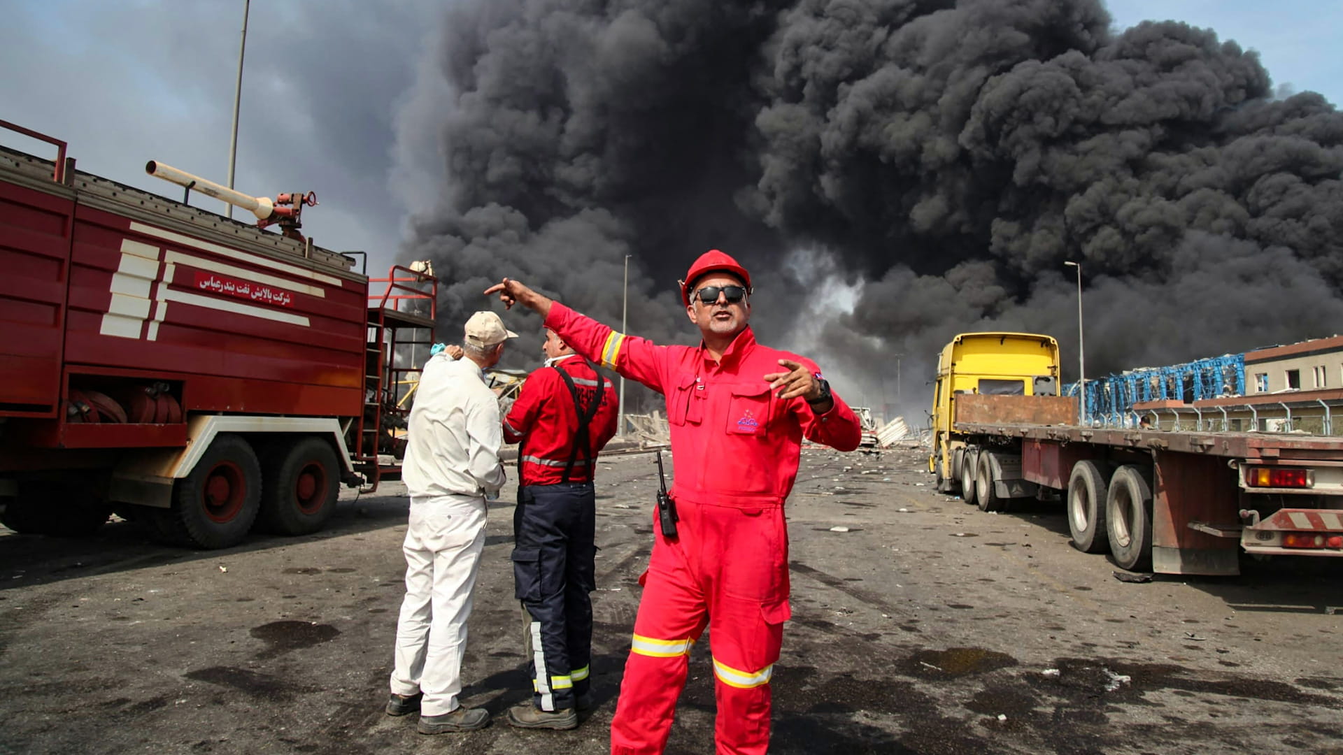 Deadly blast hits Southern Iran Port, 4 Killed, hundreds injured 