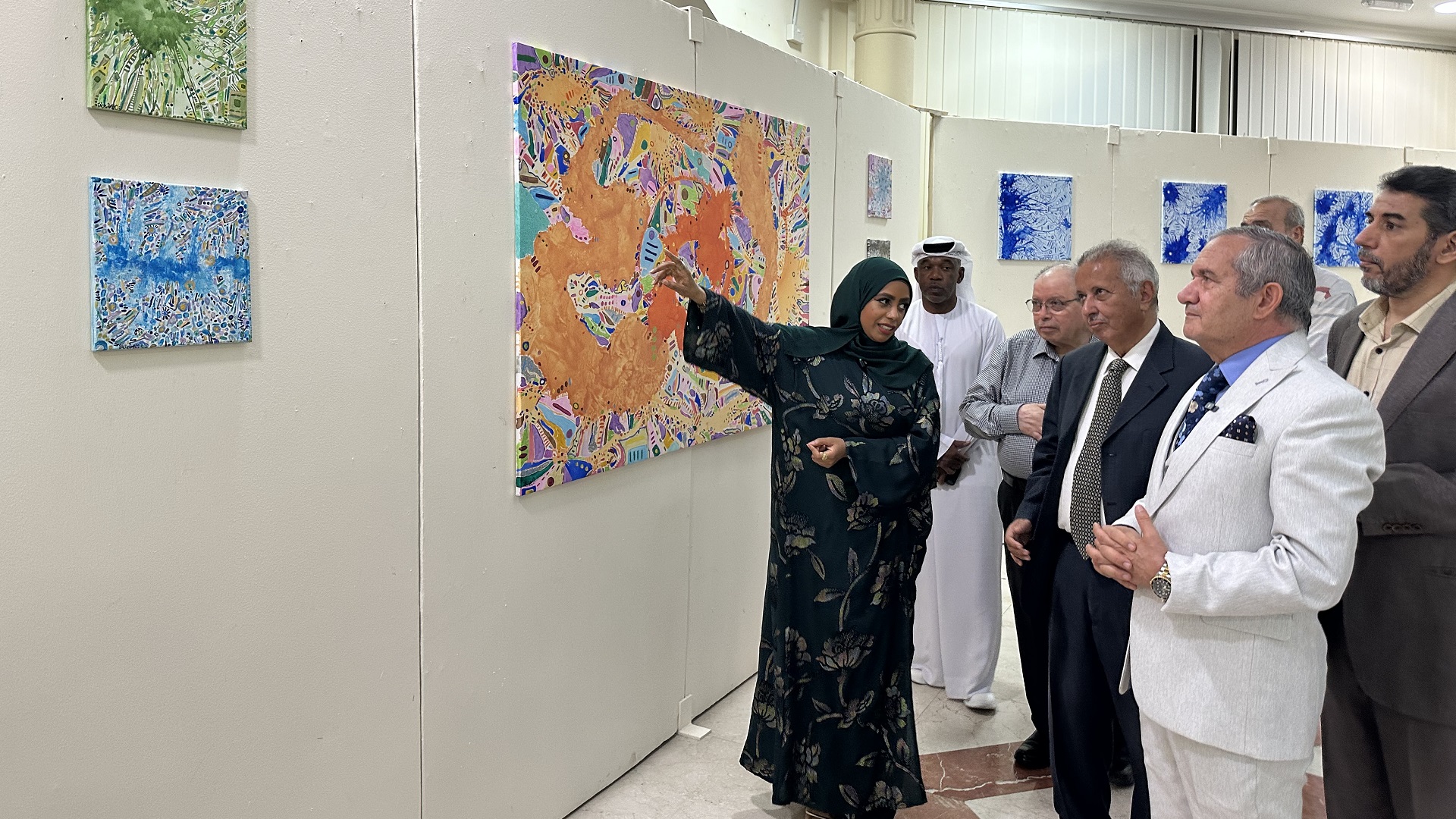 تغريد المحرزي تغرد بموسيقا الذات في النادي الثقافي العربي بالشارقة 