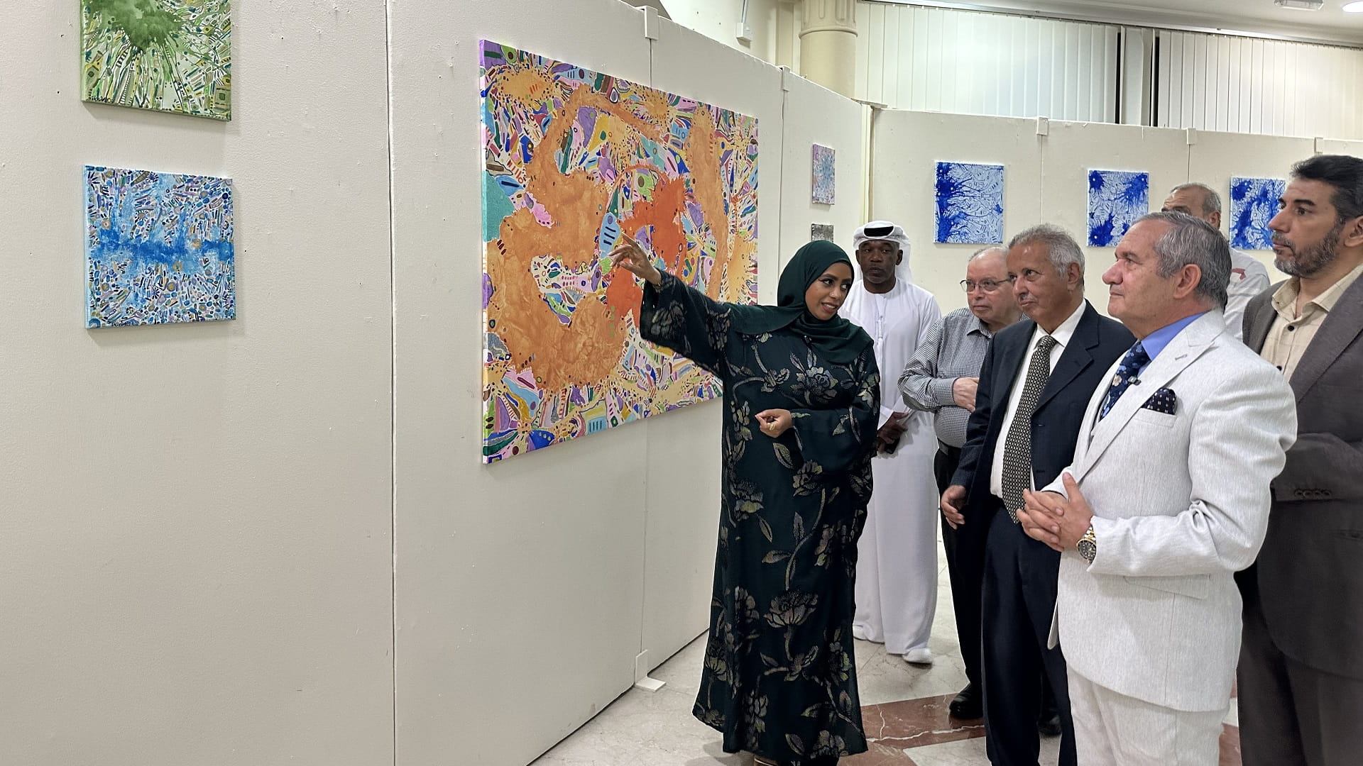 تغريد المحرزي تغرد بموسيقا الذات في النادي الثقافي العربي بالشارقة 