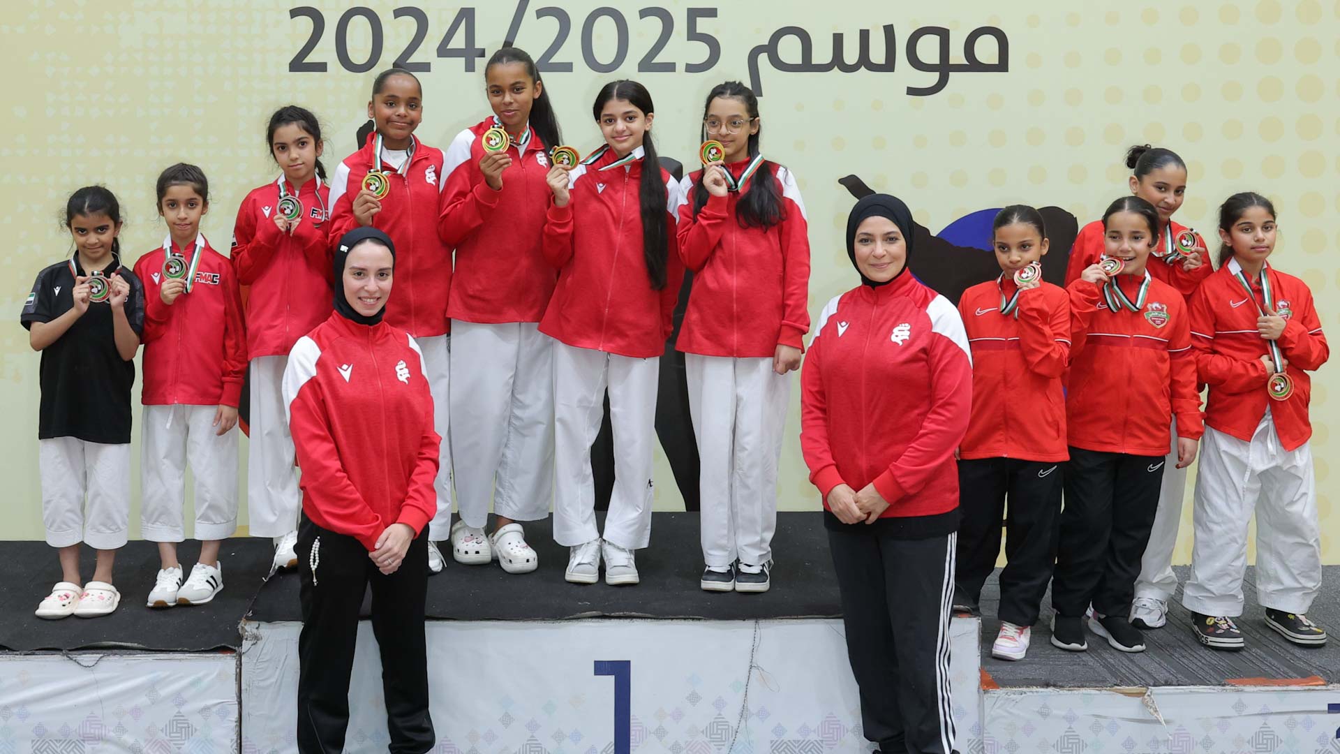 نادي الشارقة الرياضي للمرأة يتألق في كأس نجوم الإمارات  