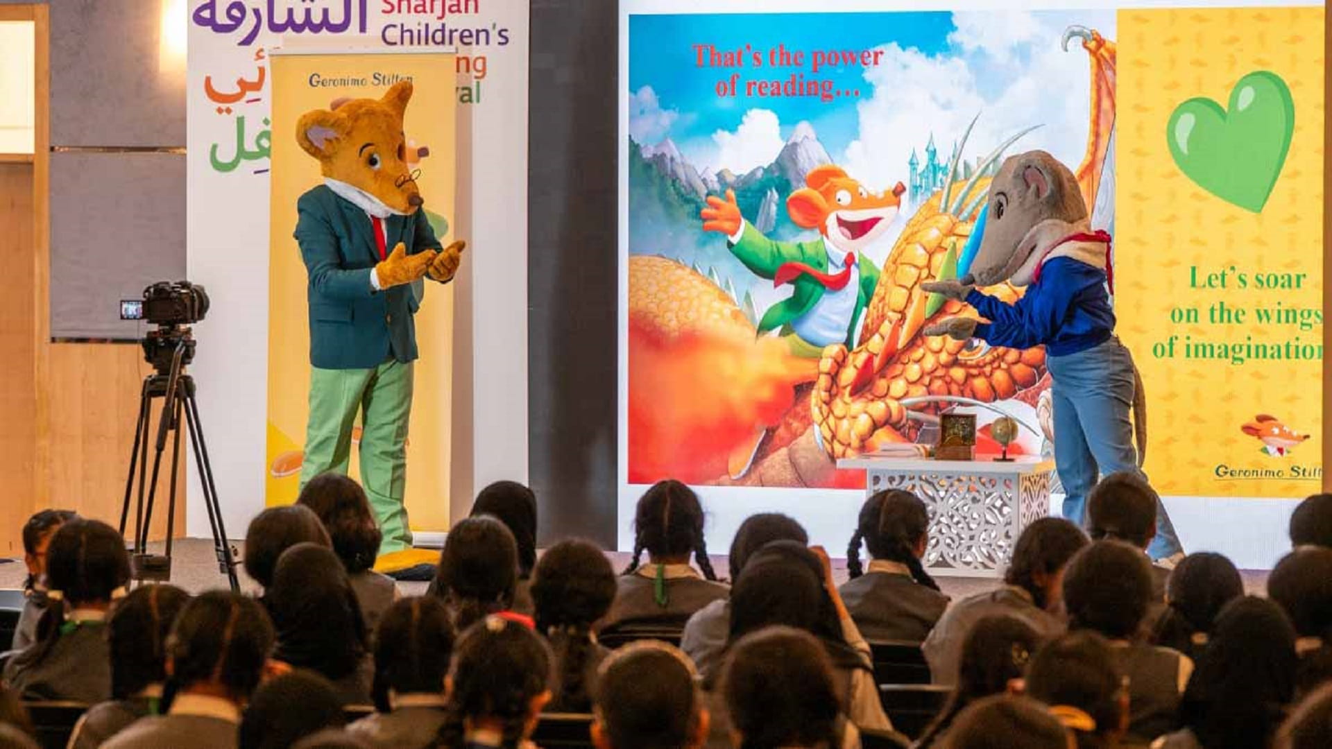 الكاتبة إليزابيتا دامي: الخيال مفتاح الإبداع والبساطة سر التغيير 