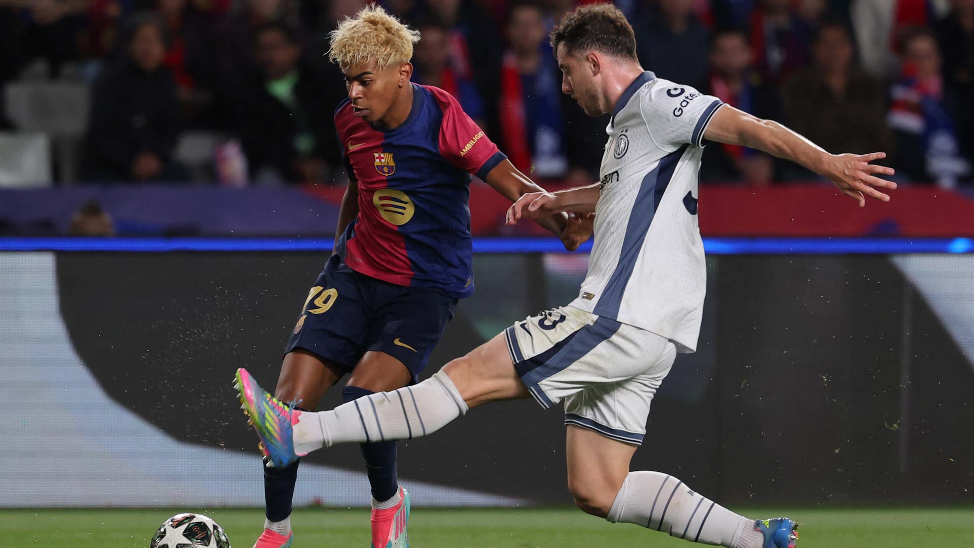 تعادل مثير بين برشلونة وإنتر بذهاب نصف نهائي دوري أبطال أوروبا 