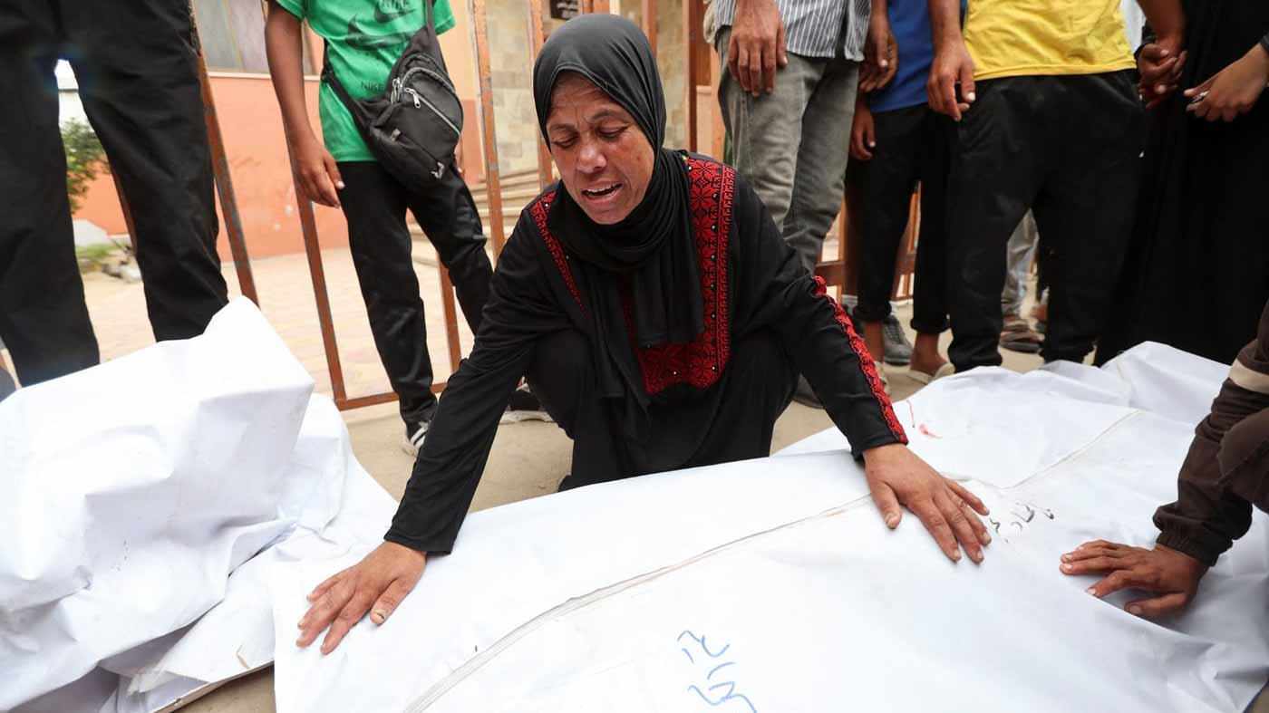  استشهاد 22 فلسطينياً في قصف إسرائيلي بينهم 12 من منتظري المساعدات 