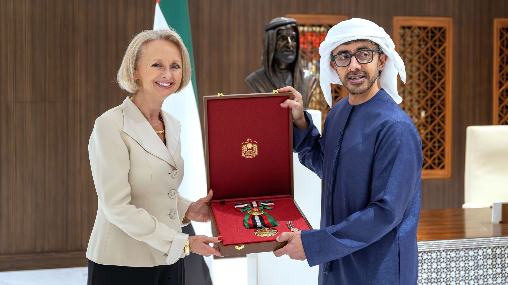 UAE Pres. confers First-Class Order of Zayed II on US Ambassador