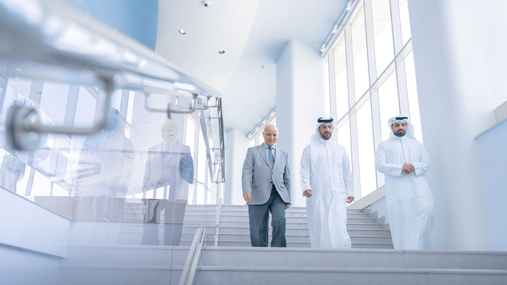 Sultan bin Ahmed reviews latest developments at SAASST