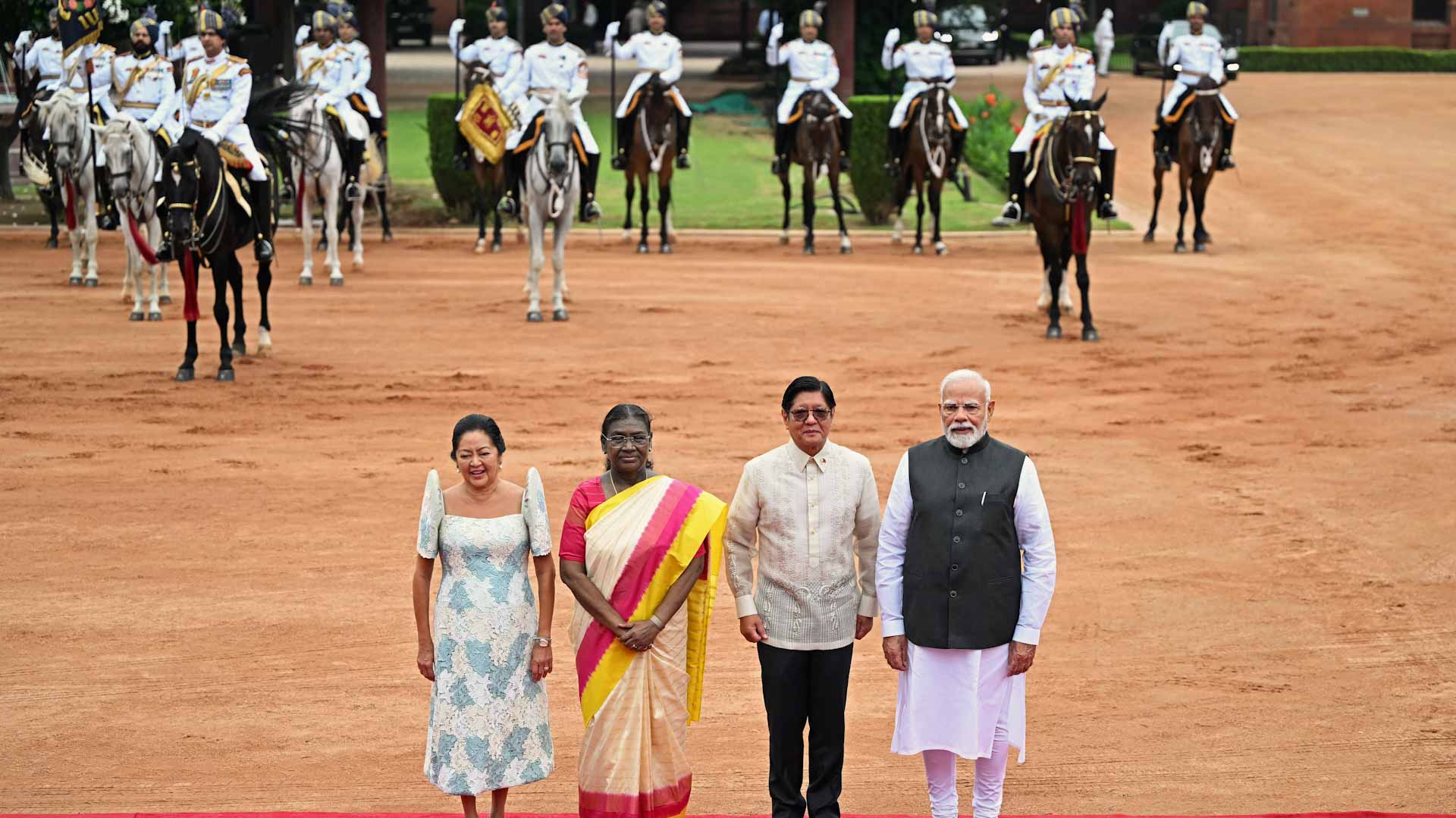 لتعزيز علاقة البلدين الدفاعية بمواجهة الصين.. رئيس الفلبين يزور الهند 